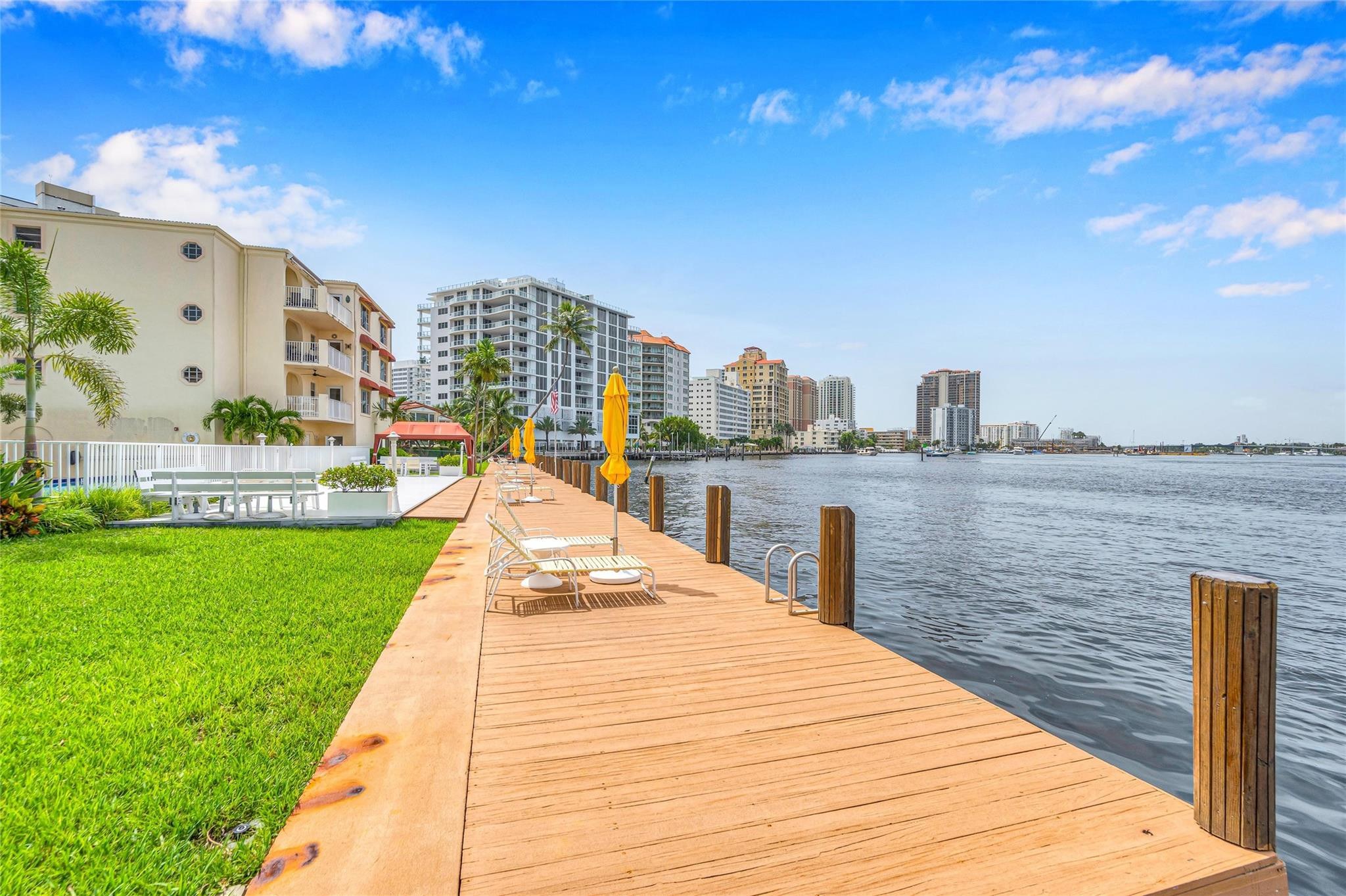 341 N Birch Rd 204
