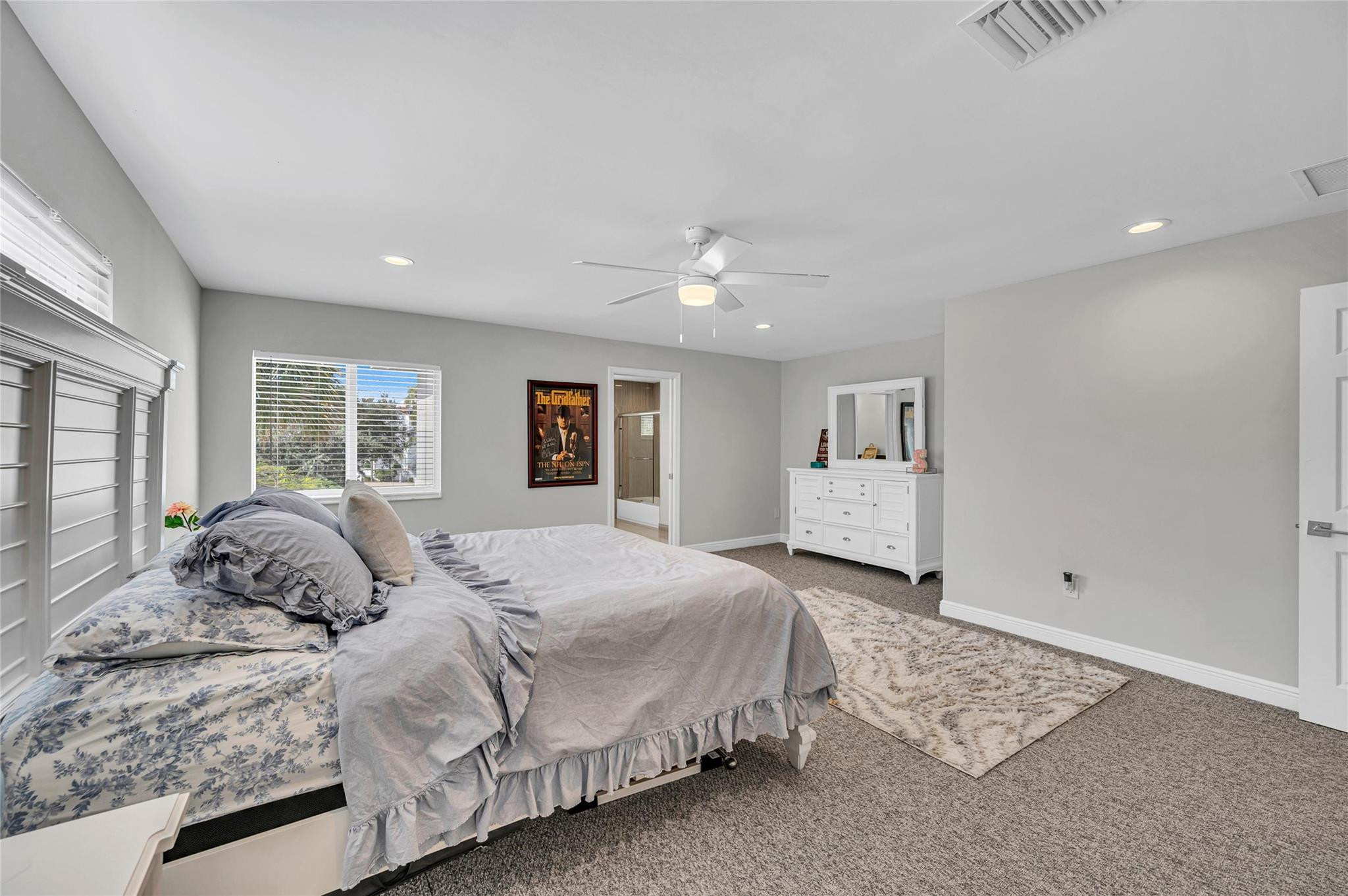 808 NE 15th Ave