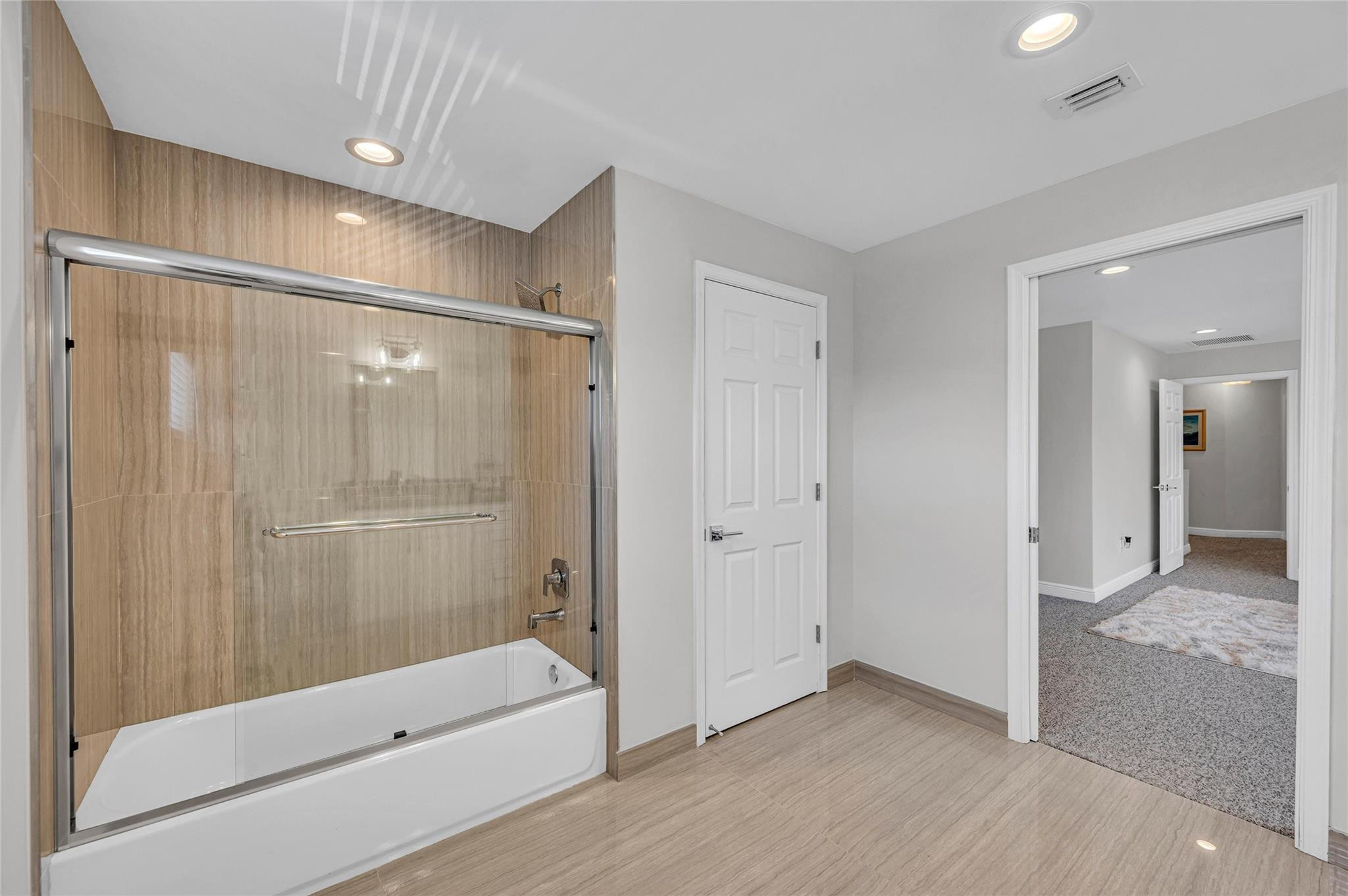 808 NE 15th Ave