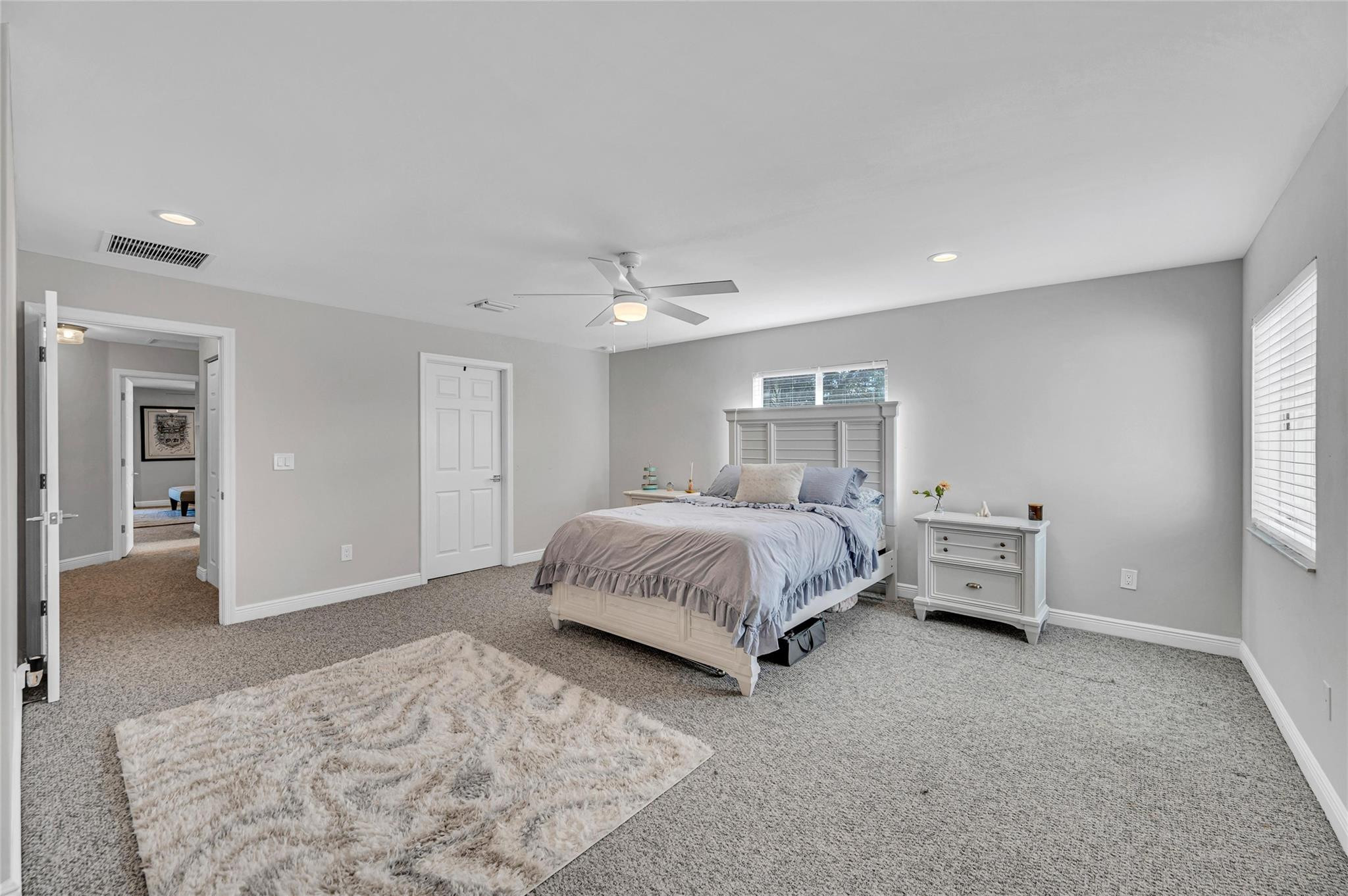808 NE 15th Ave