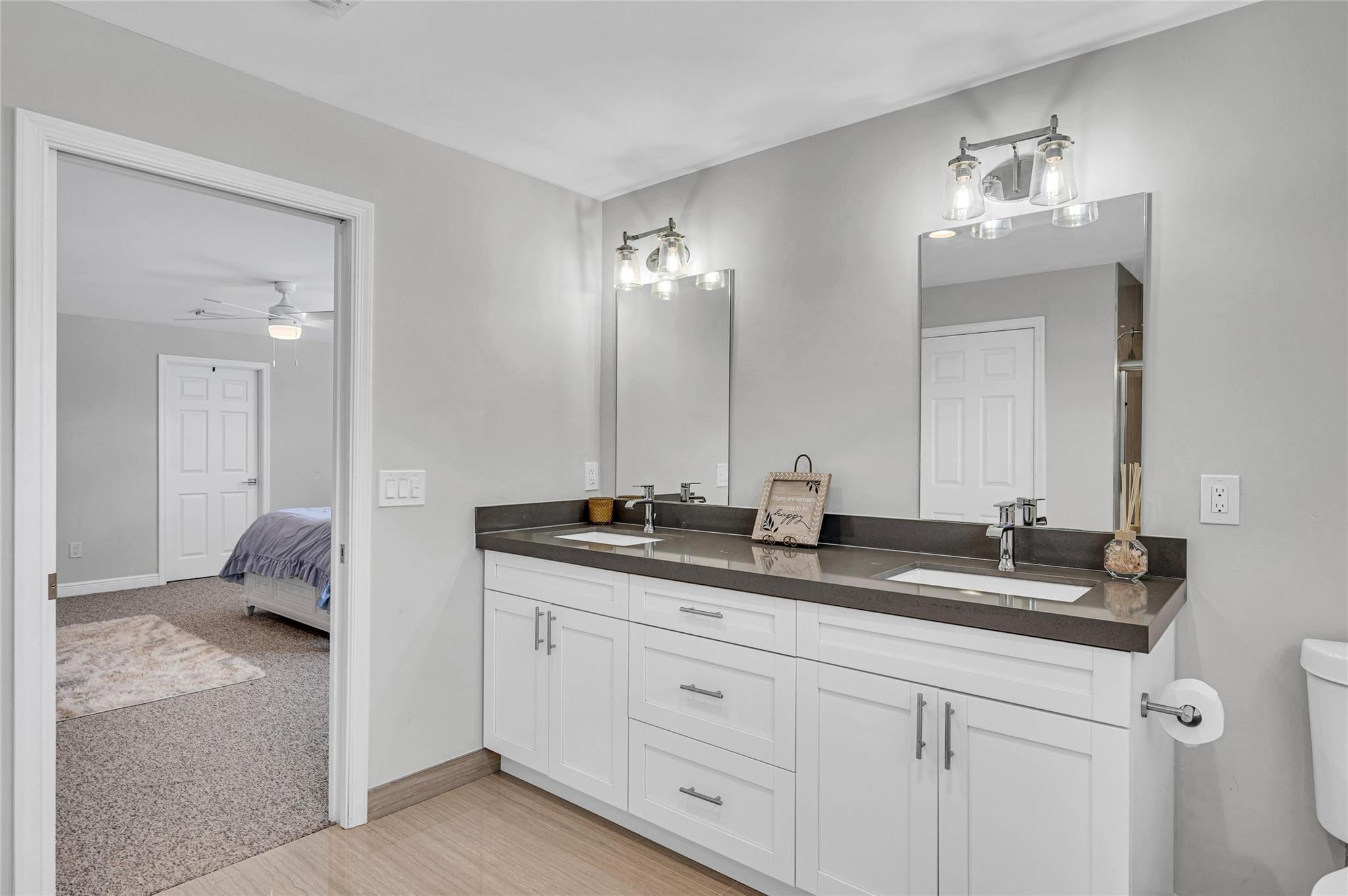 808 NE 15th Ave