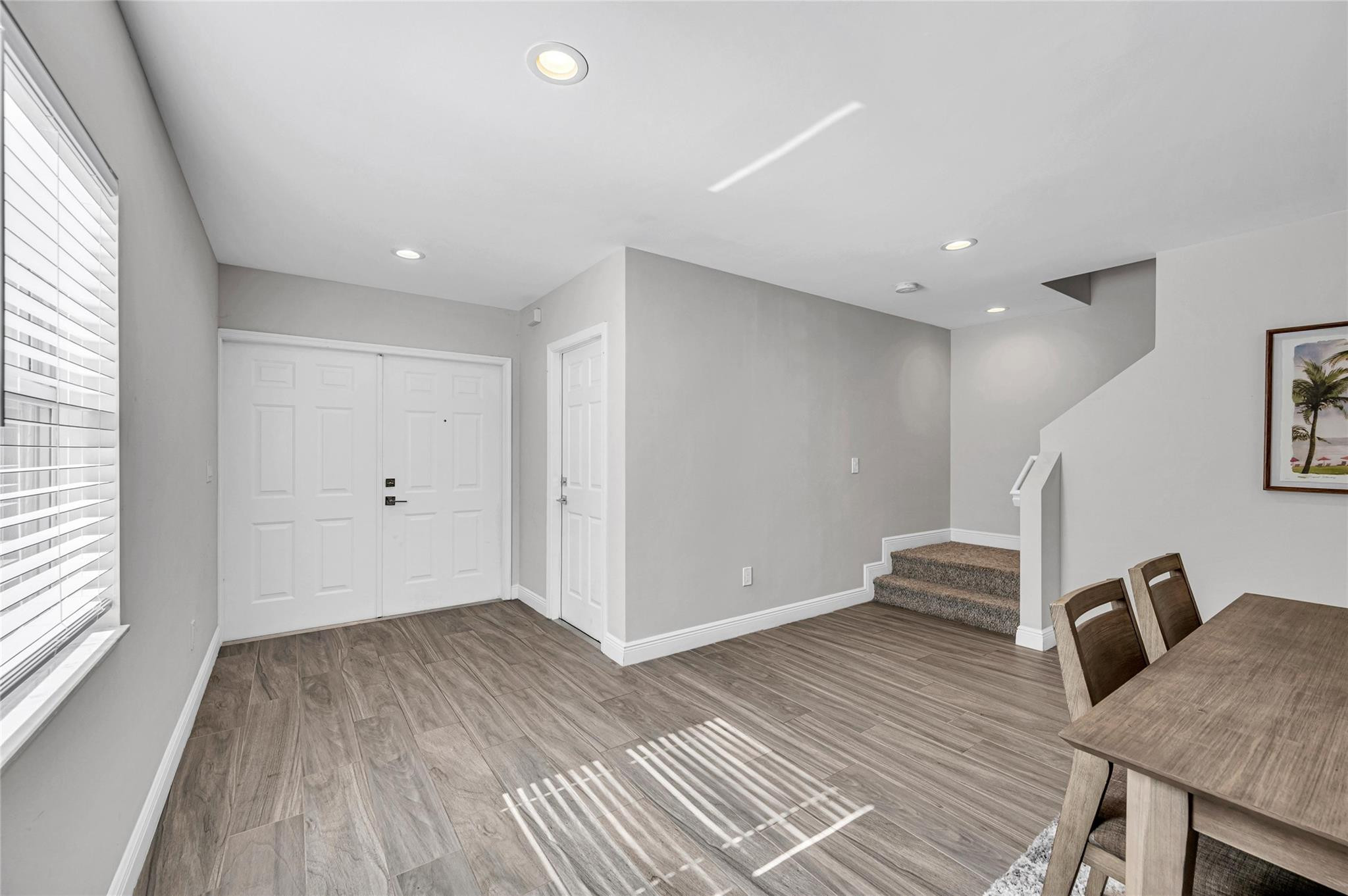 808 NE 15th Ave