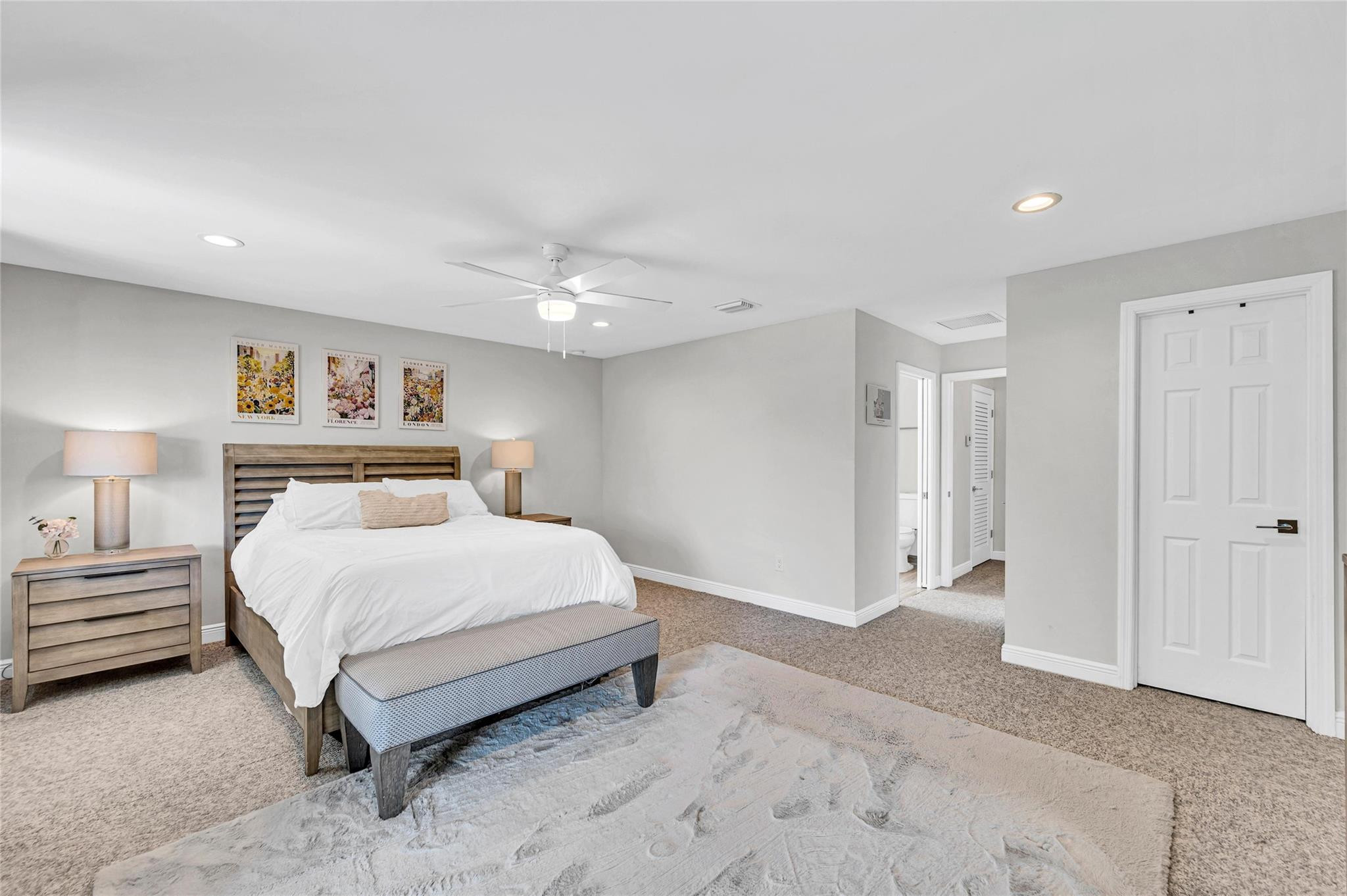 808 NE 15th Ave