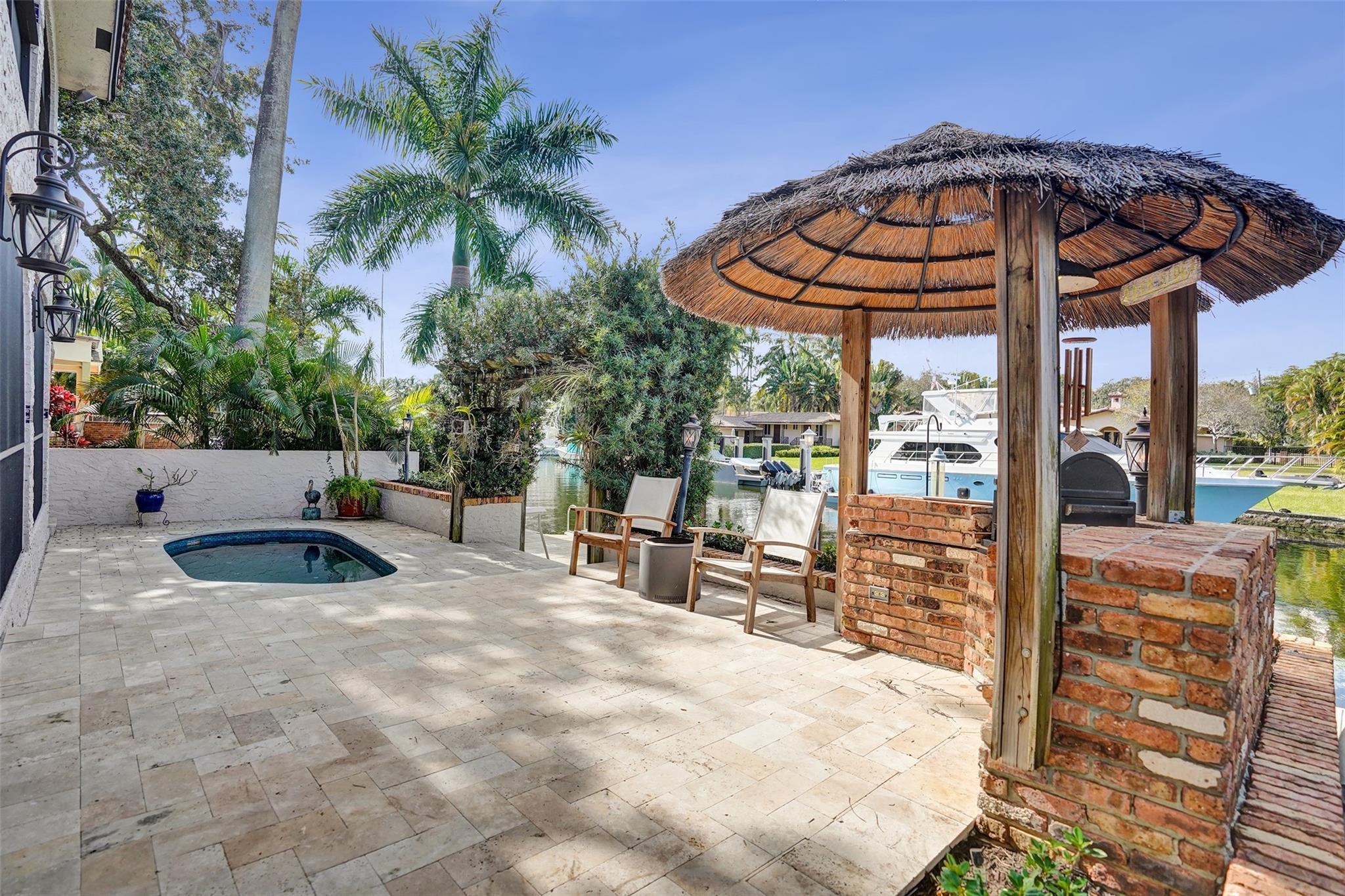 1417 Ponce De Leon Dr