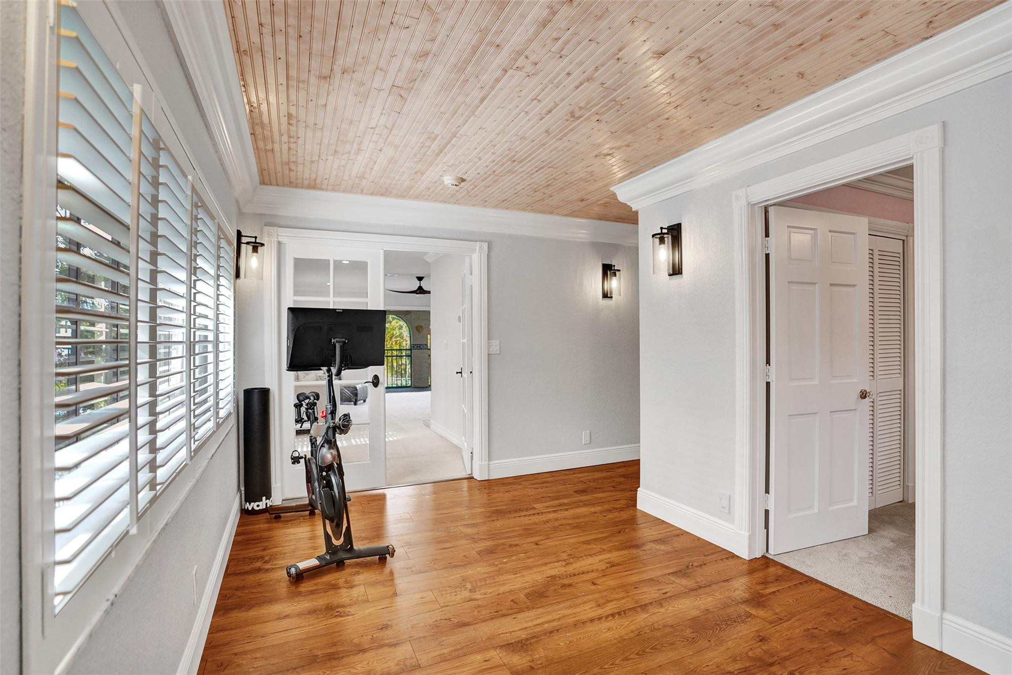 1417 Ponce De Leon Dr