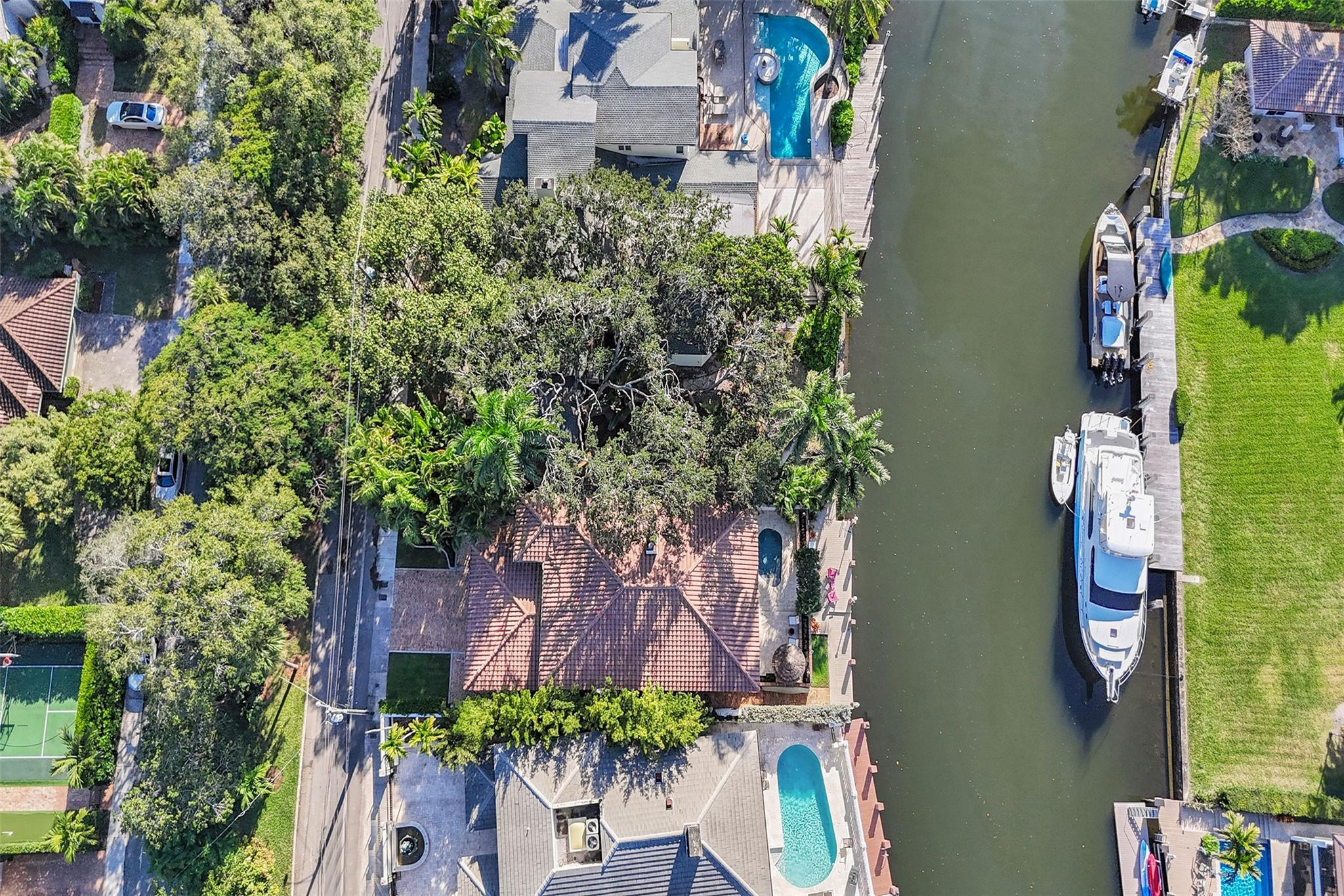 1417 Ponce De Leon Dr