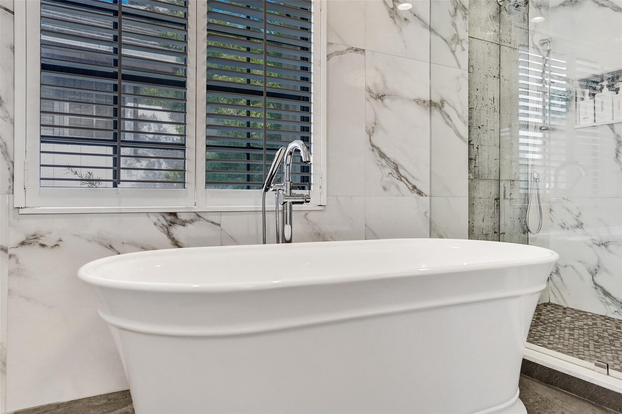 1417 Ponce De Leon Dr