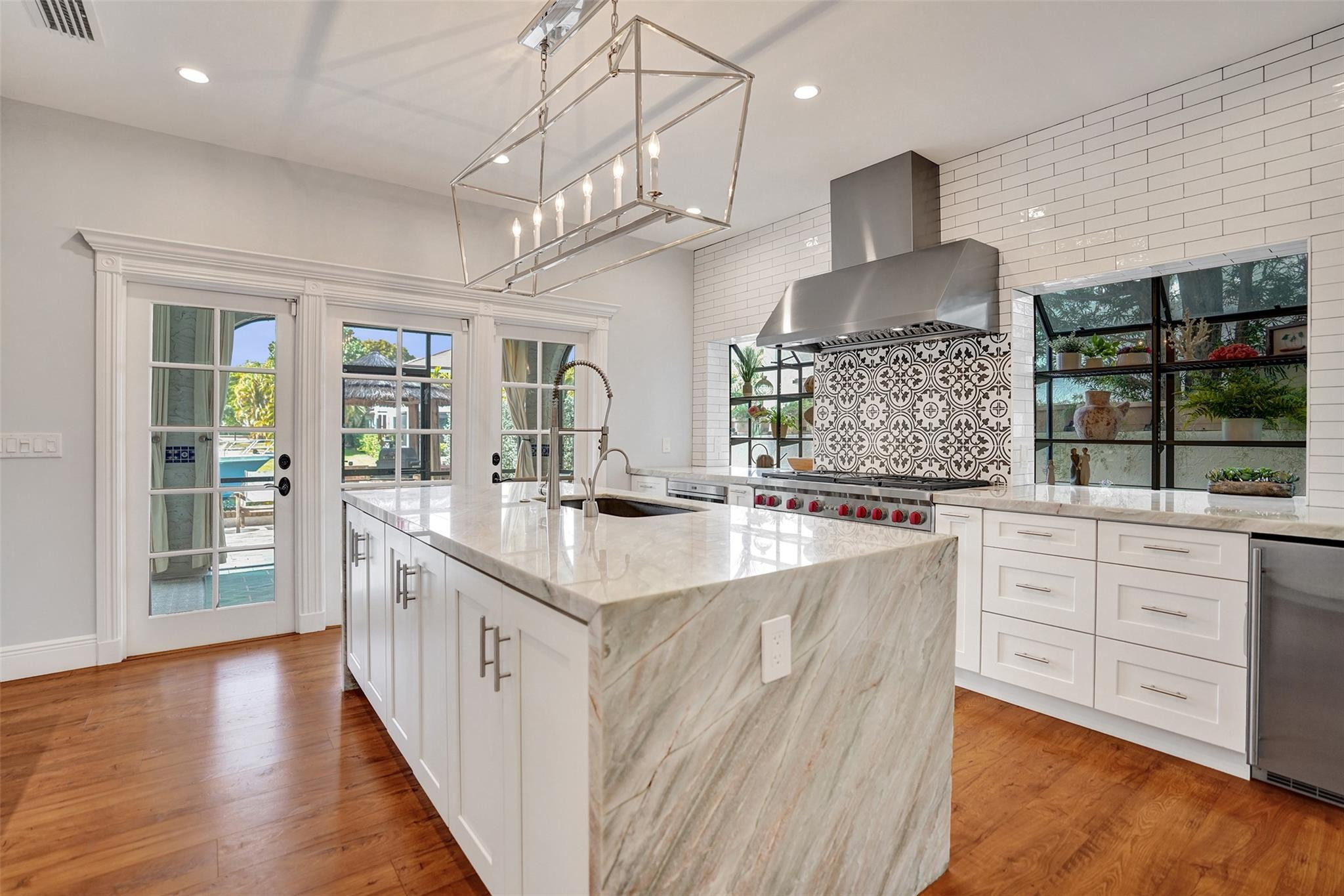 1417 Ponce De Leon Dr