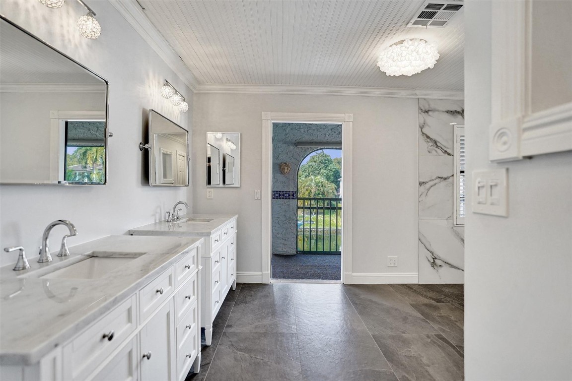 1417 Ponce De Leon Dr