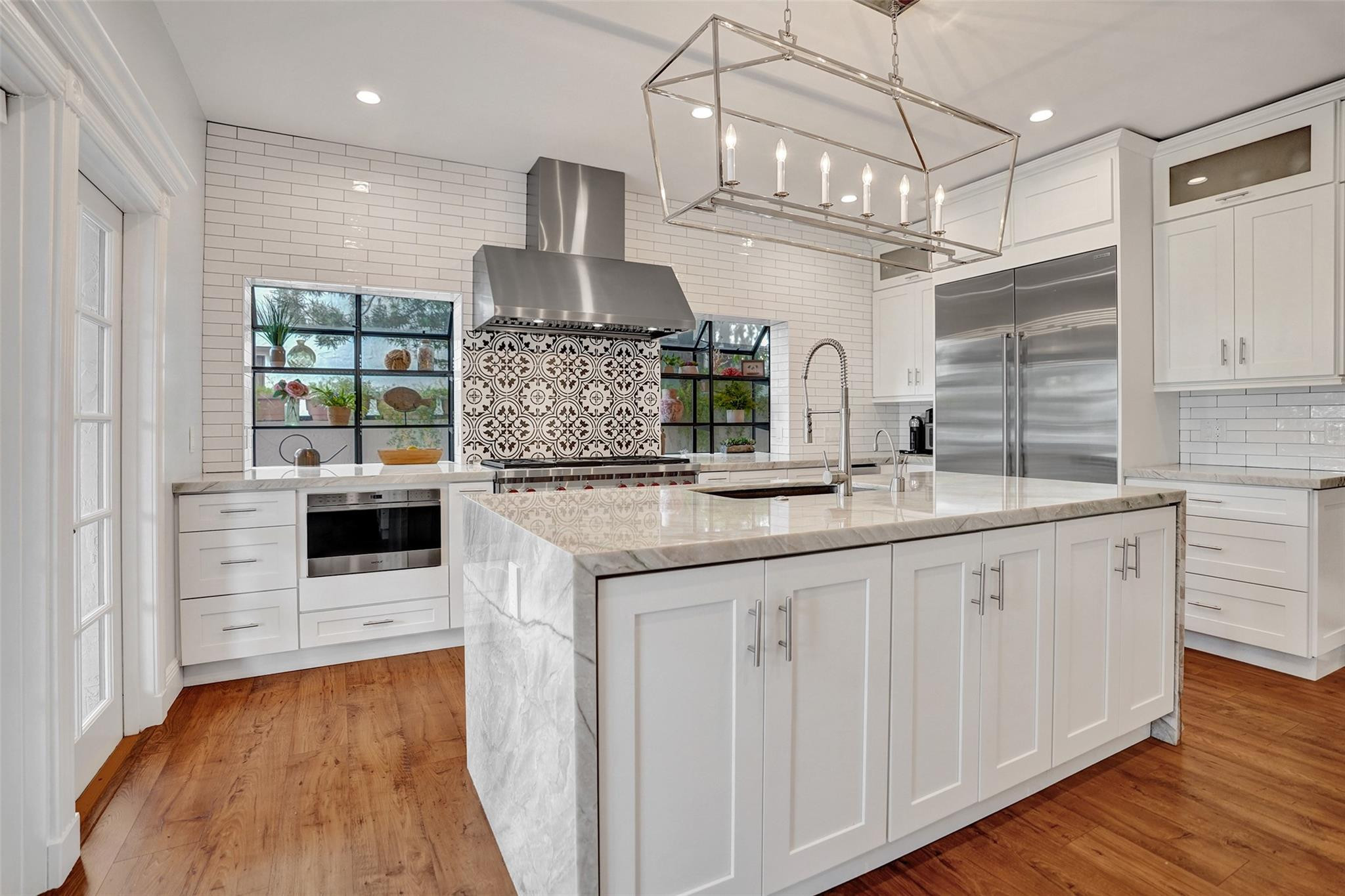 1417 Ponce De Leon Dr