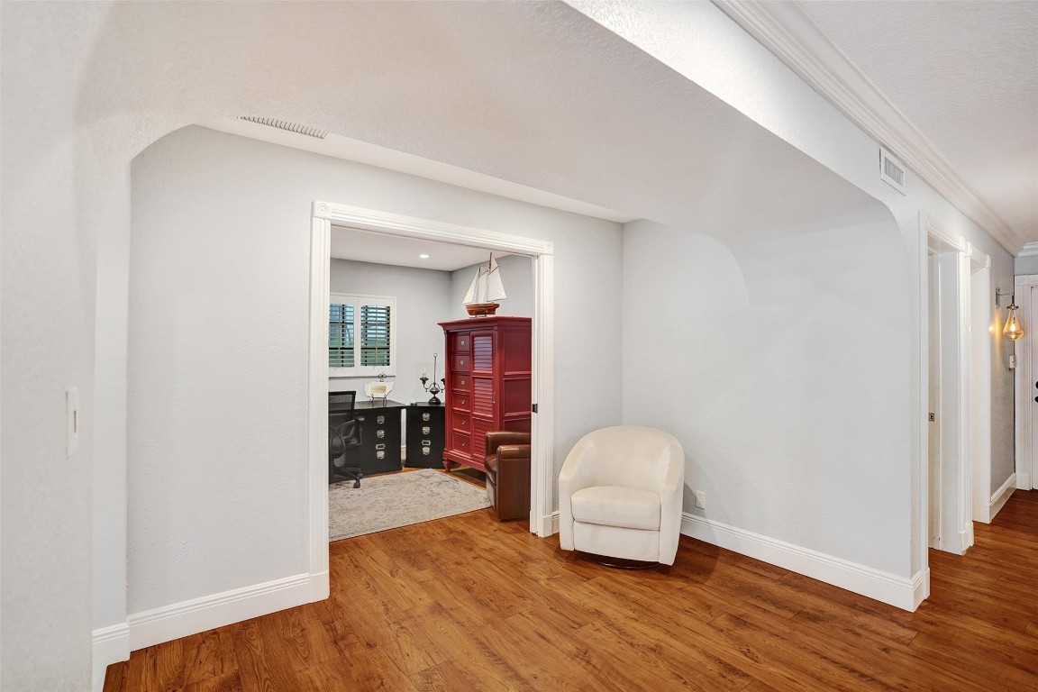 1417 Ponce De Leon Dr