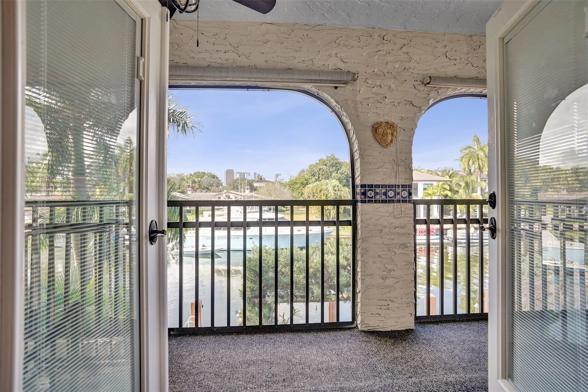 1417 Ponce De Leon Dr