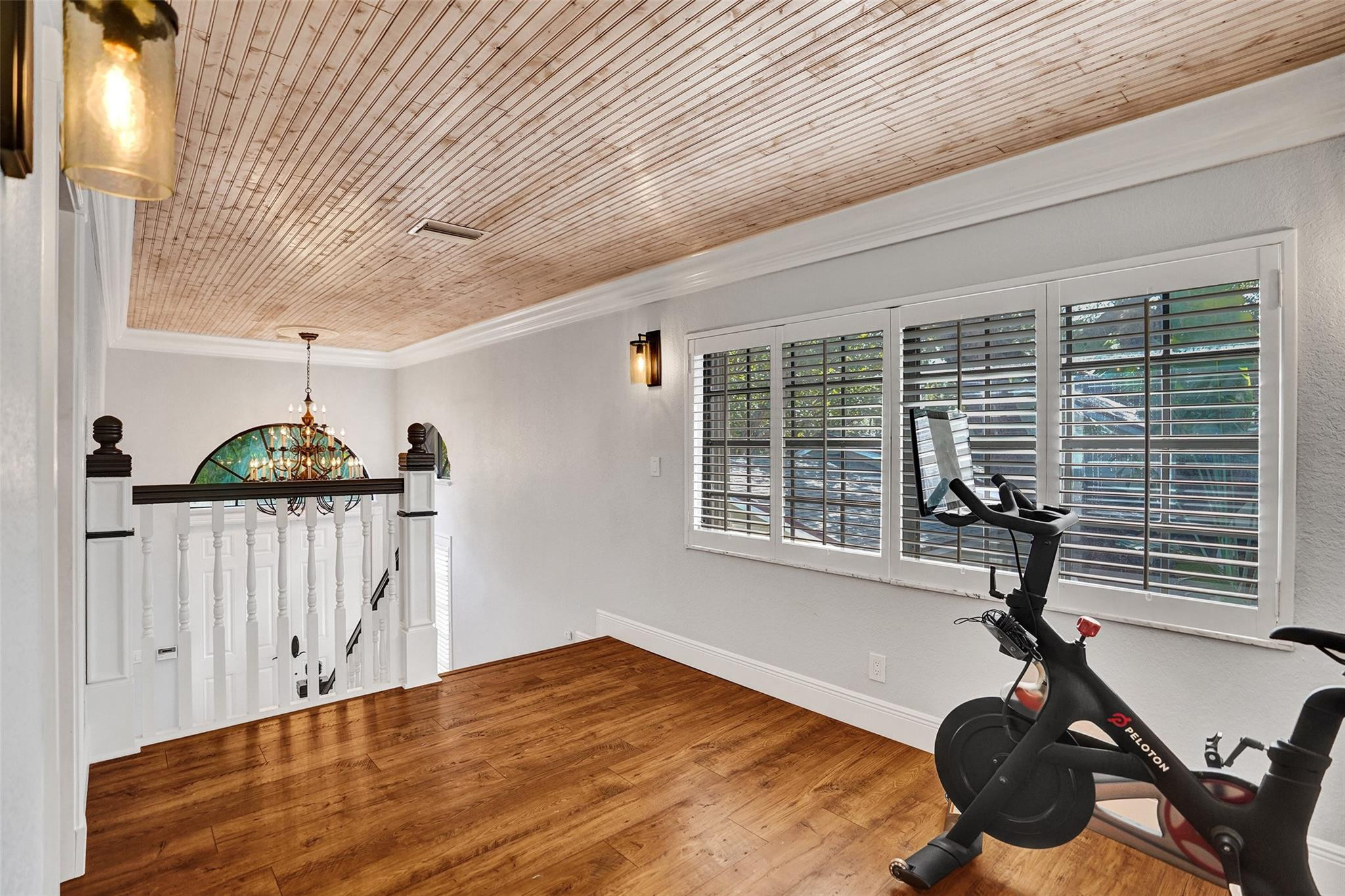 1417 Ponce De Leon Dr