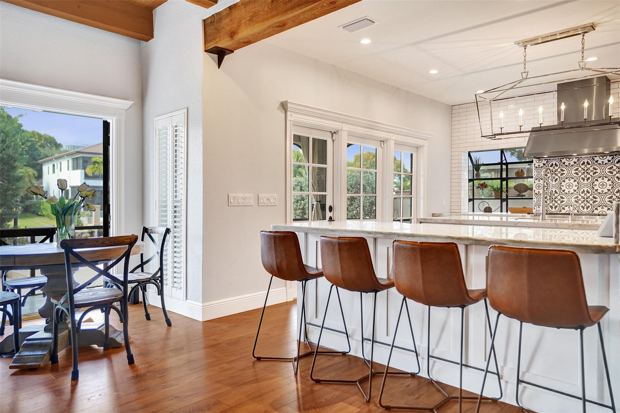 1417 Ponce De Leon Dr