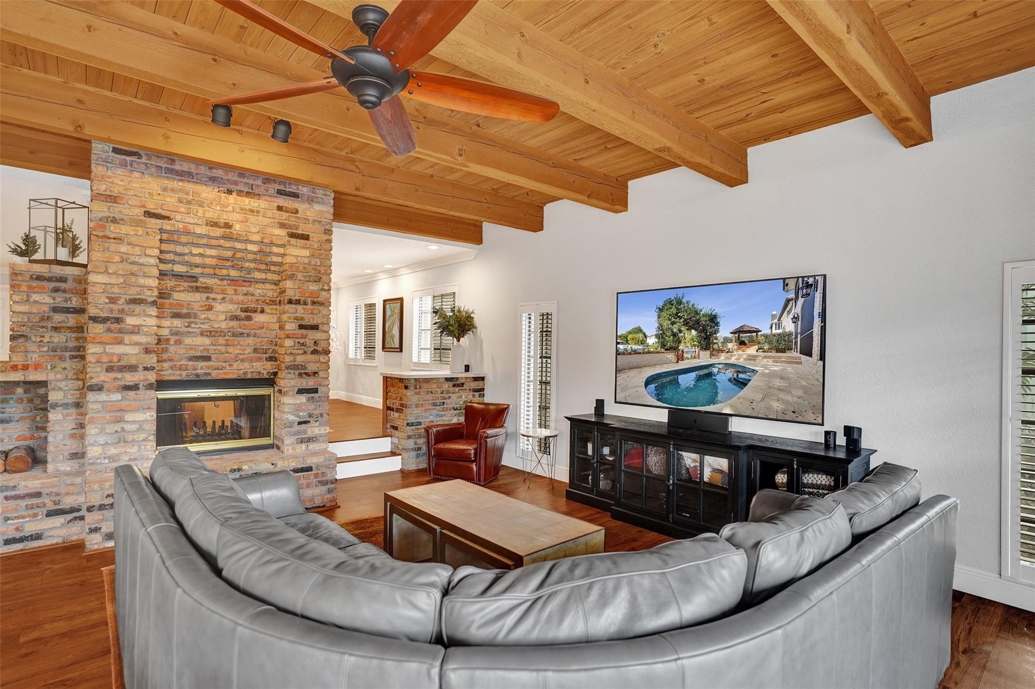 1417 Ponce De Leon Dr