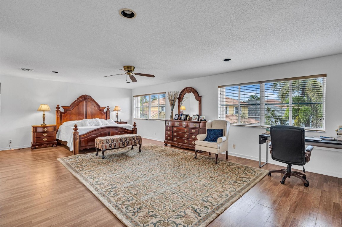 1551 Blue Jay Circle