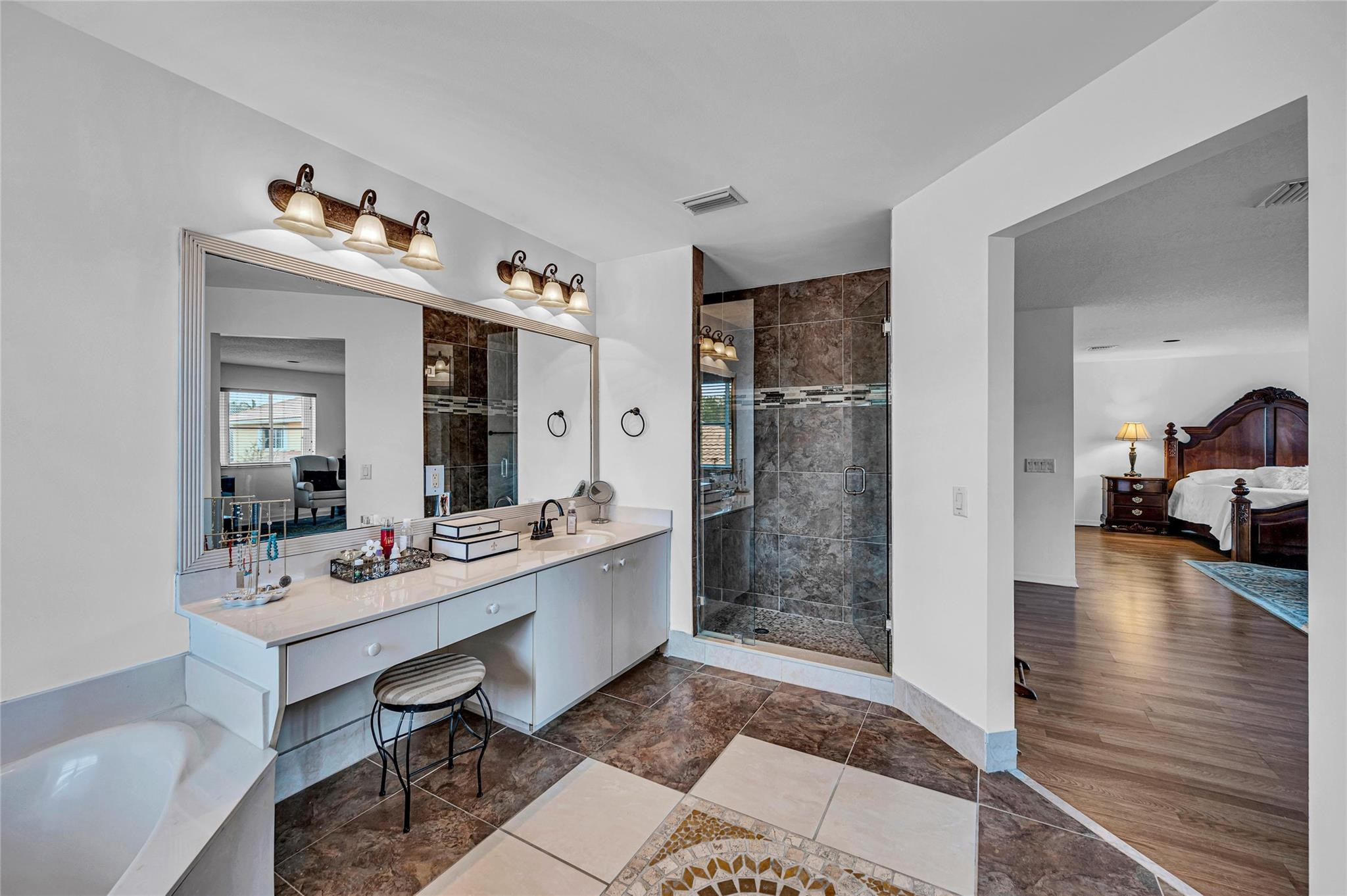 1551 Blue Jay Circle