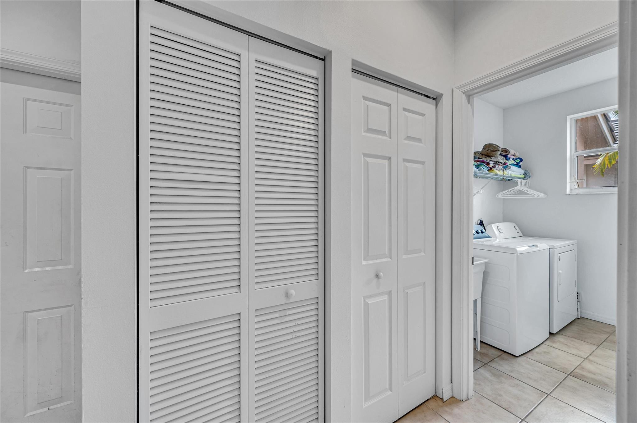 1551 Blue Jay Circle