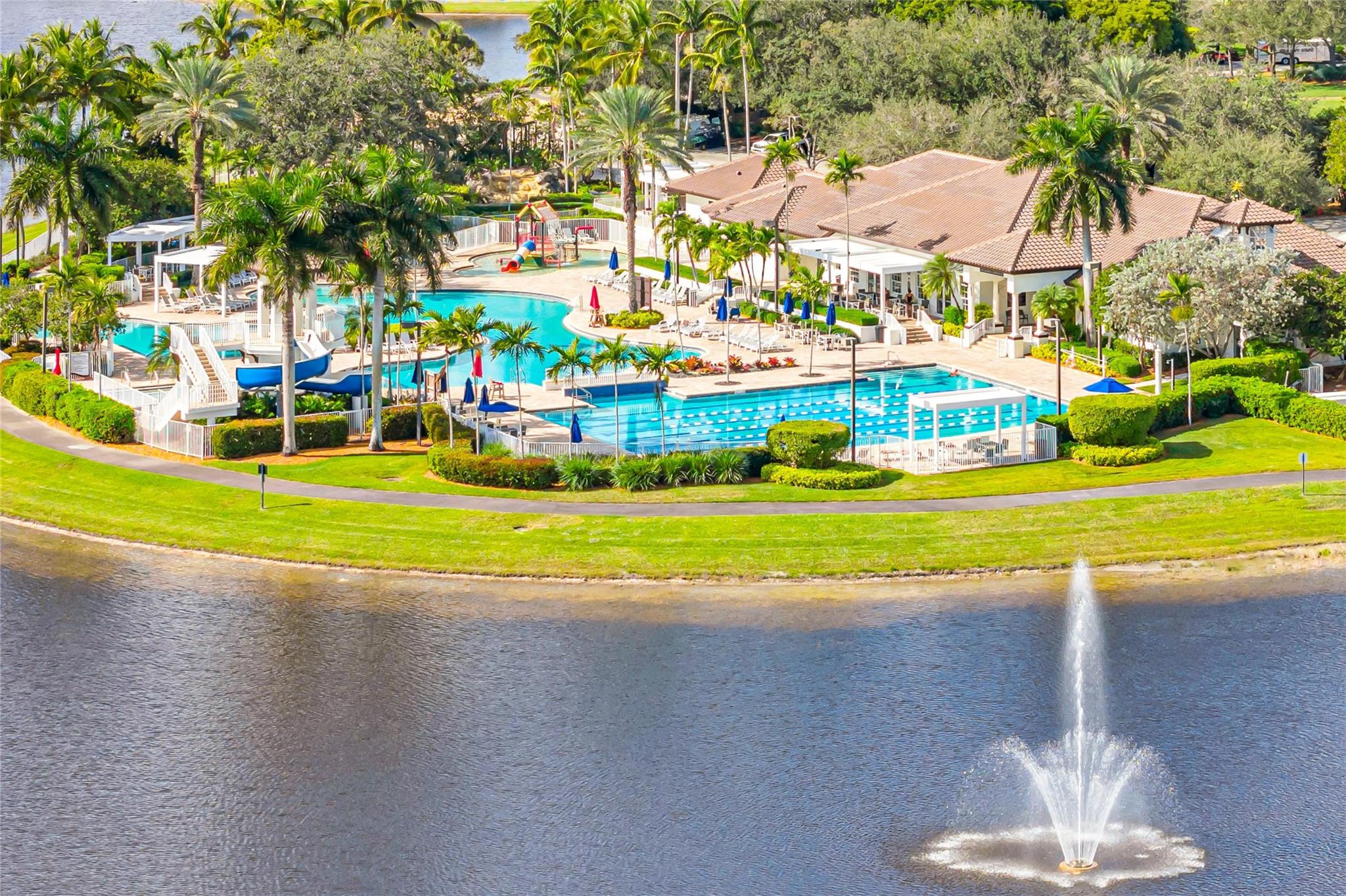 1551 Blue Jay Circle