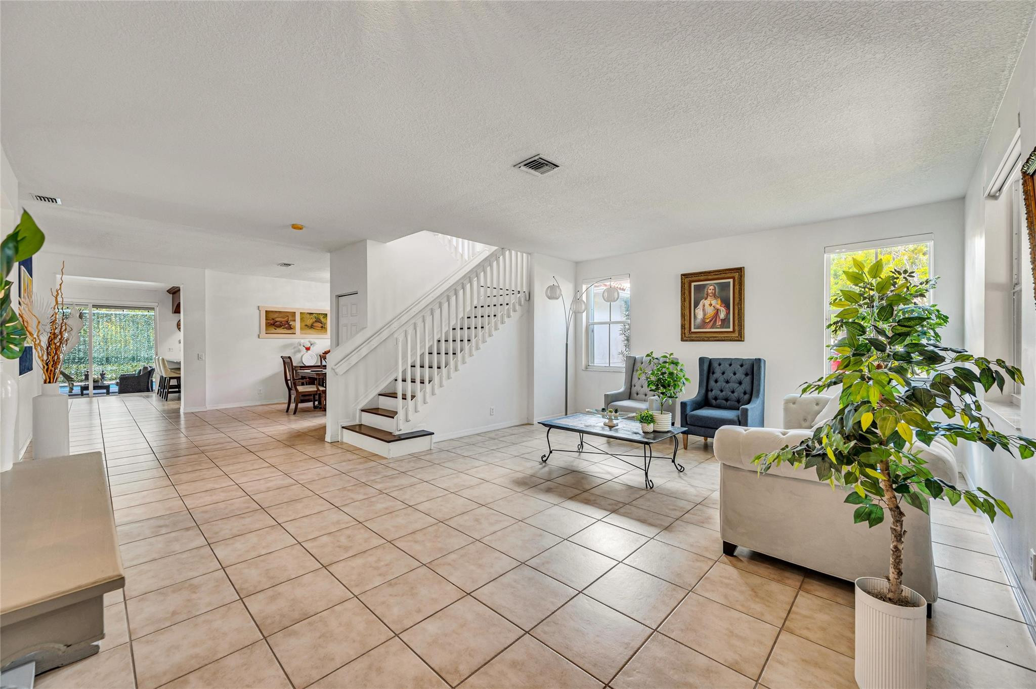 1551 Blue Jay Circle