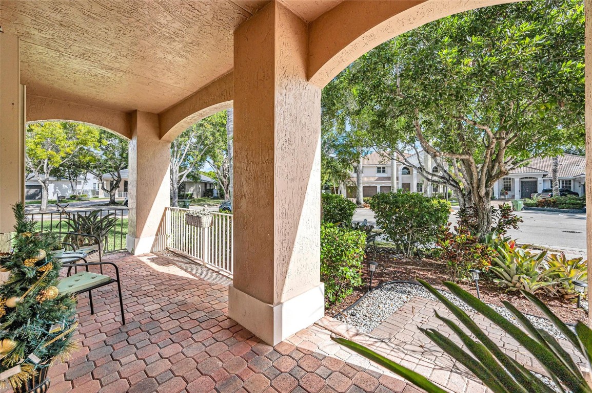 1551 Blue Jay Circle