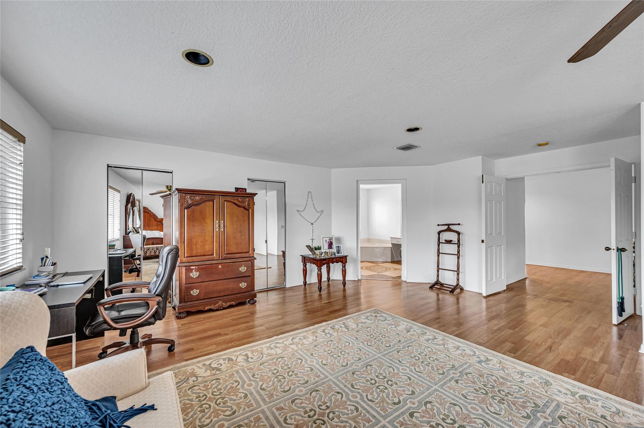 1551 Blue Jay Circle