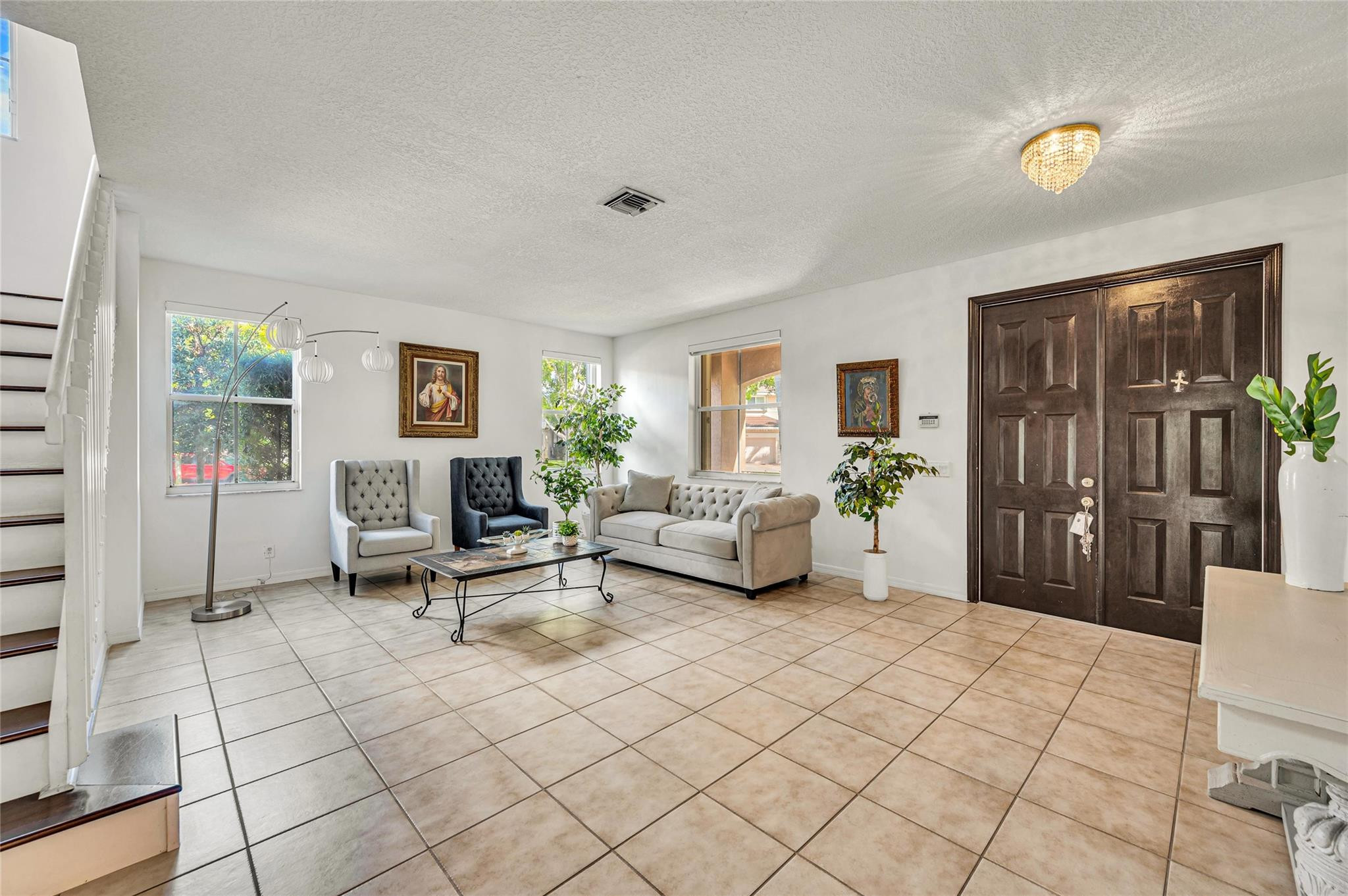 1551 Blue Jay Circle