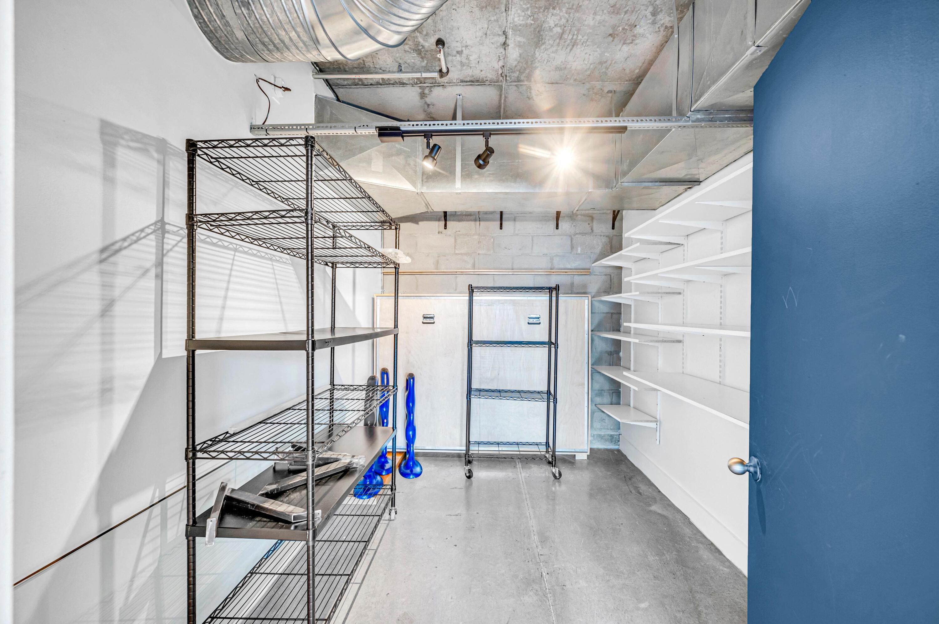 445 N Andrews Avenue 403