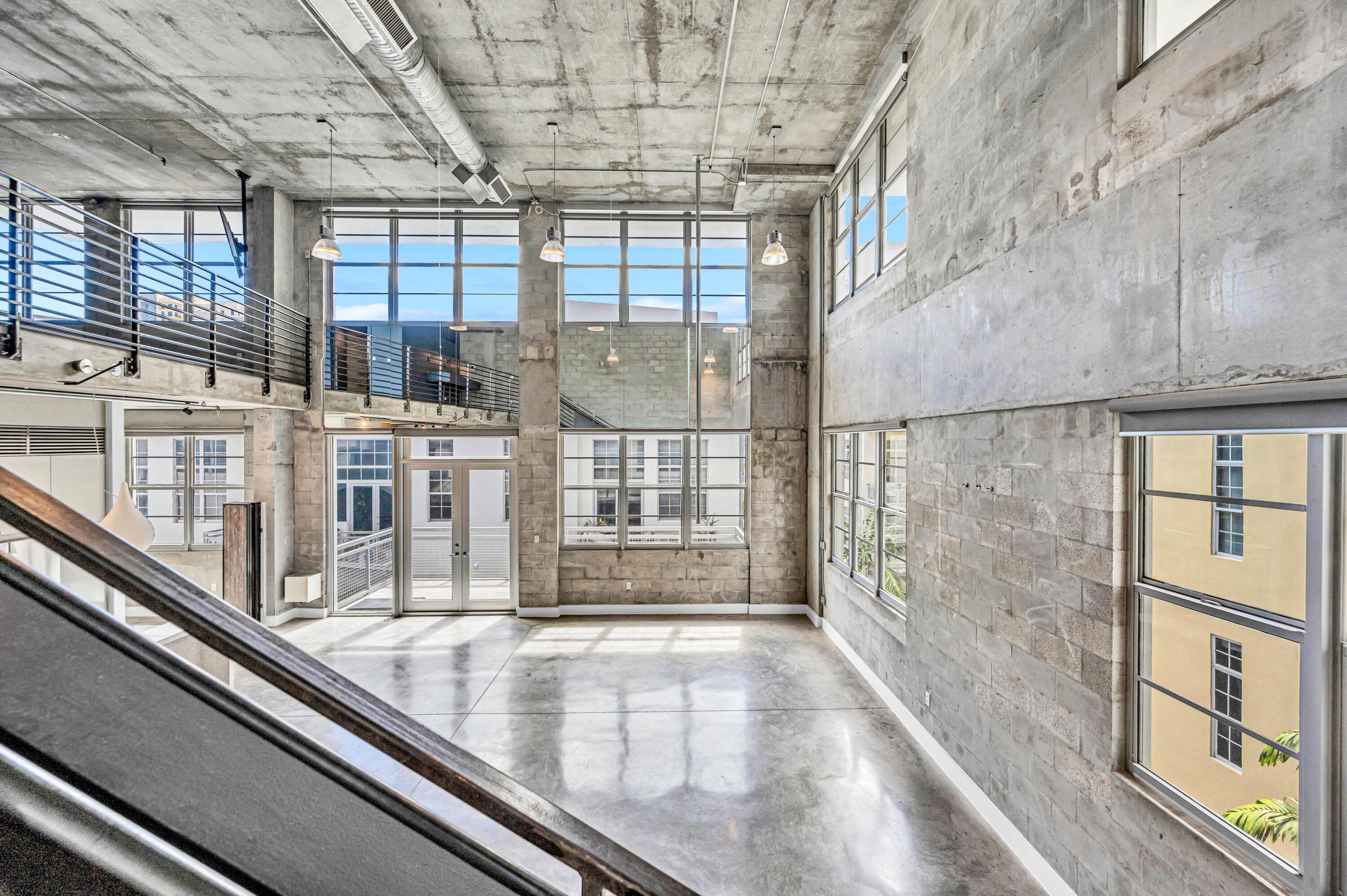 445 N Andrews Avenue 403