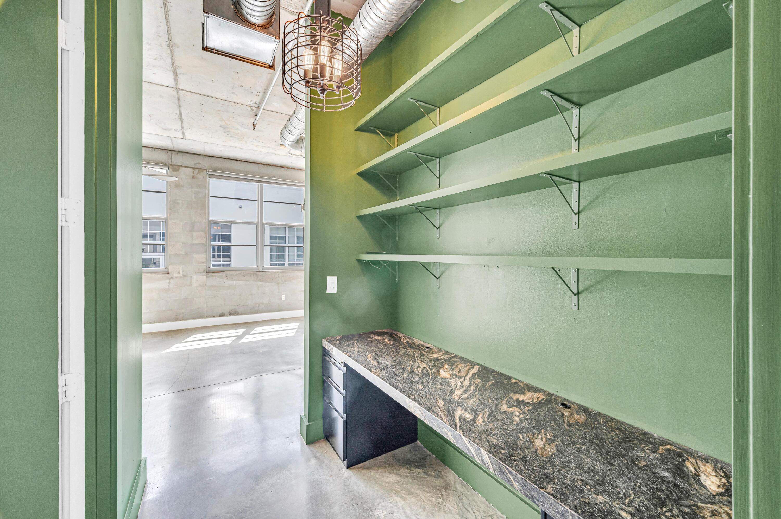 445 N Andrews Avenue 403