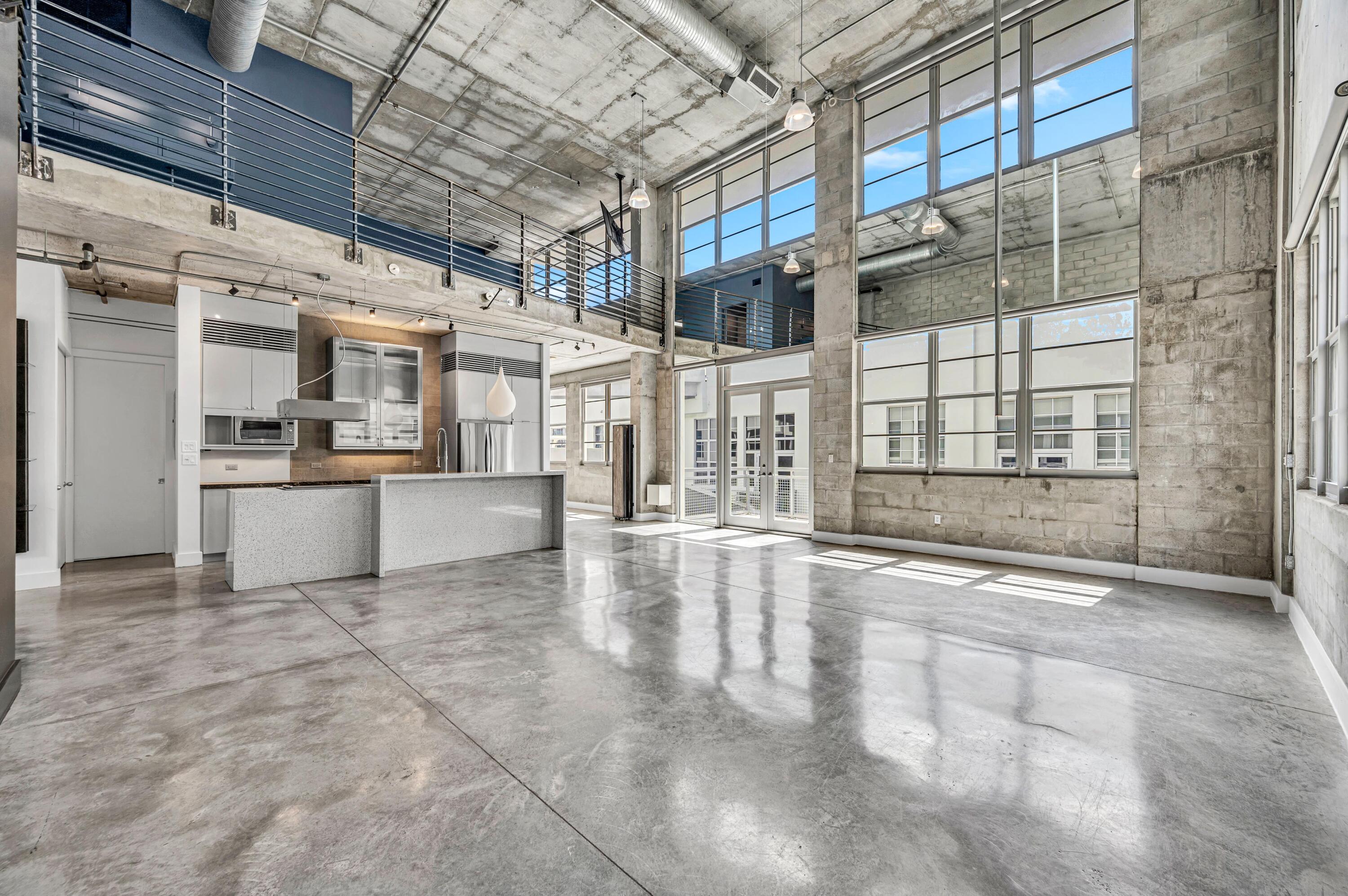 445 N Andrews Avenue 403