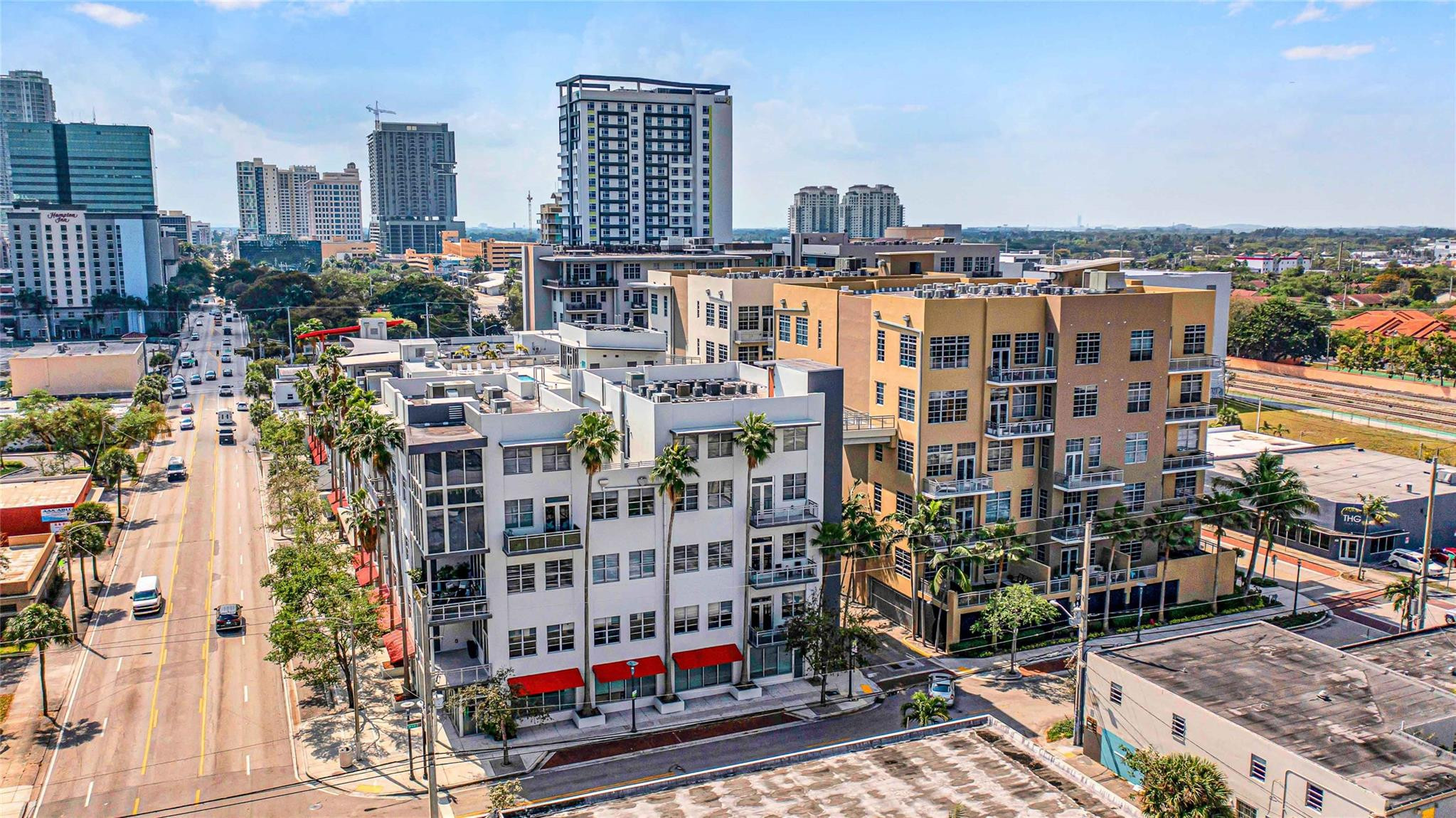 445 N Andrews Avenue 403