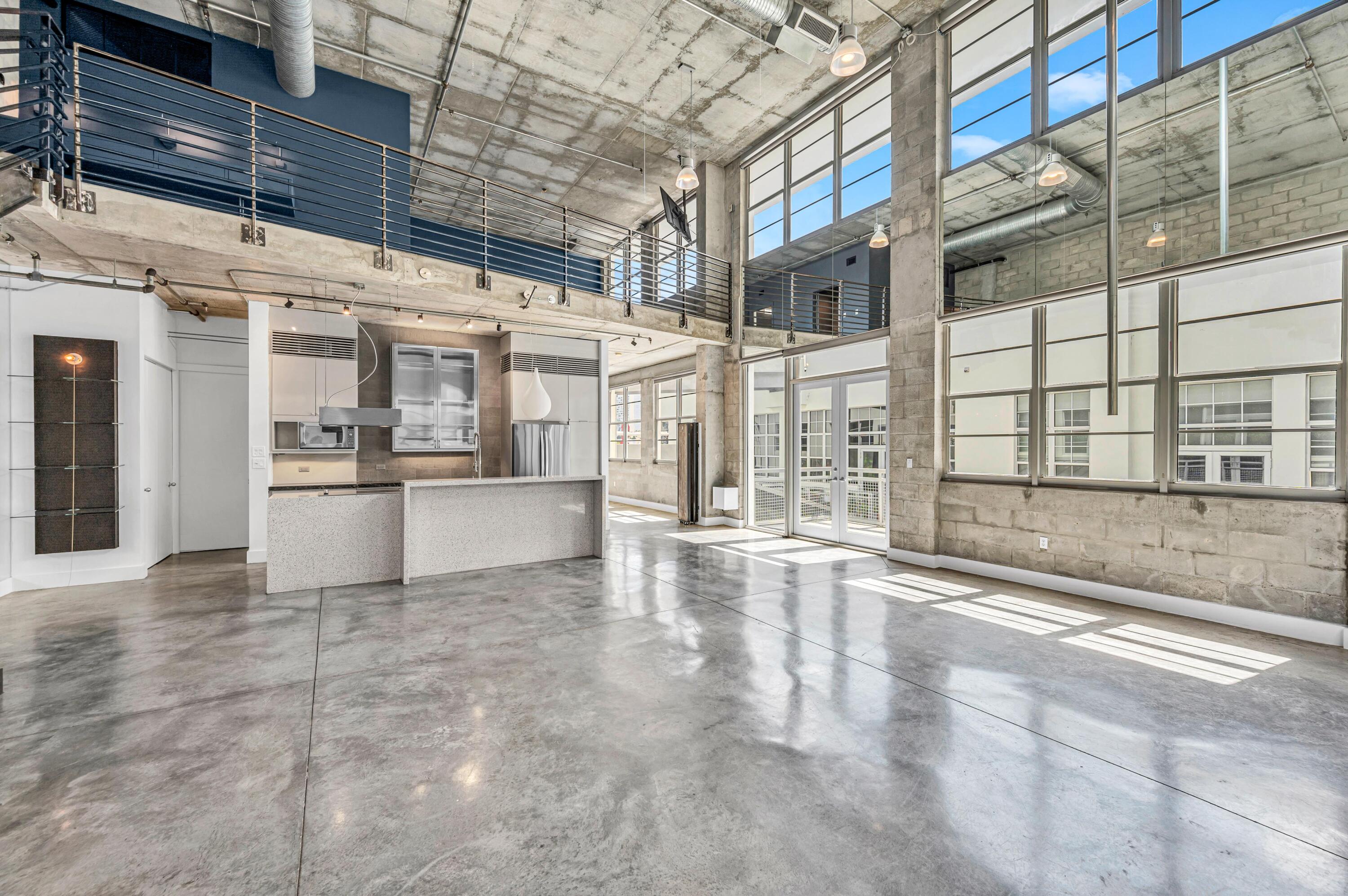 445 N Andrews Avenue 403