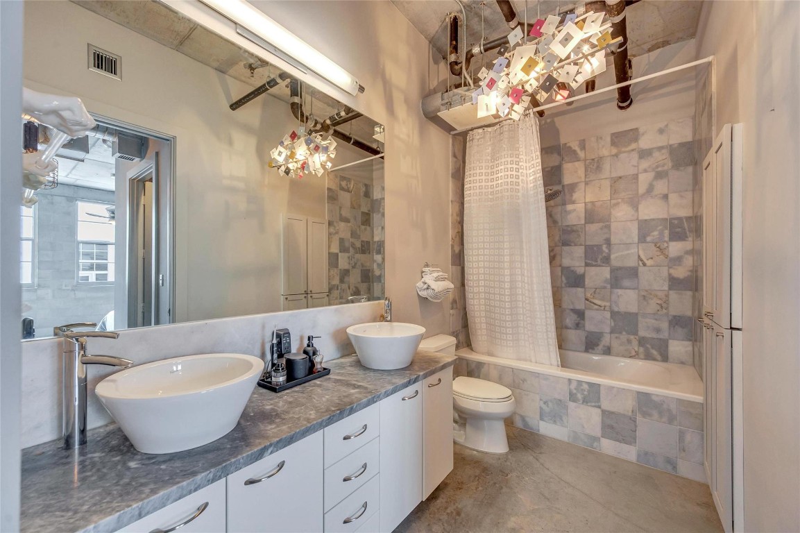 445 N Andrews Avenue 403