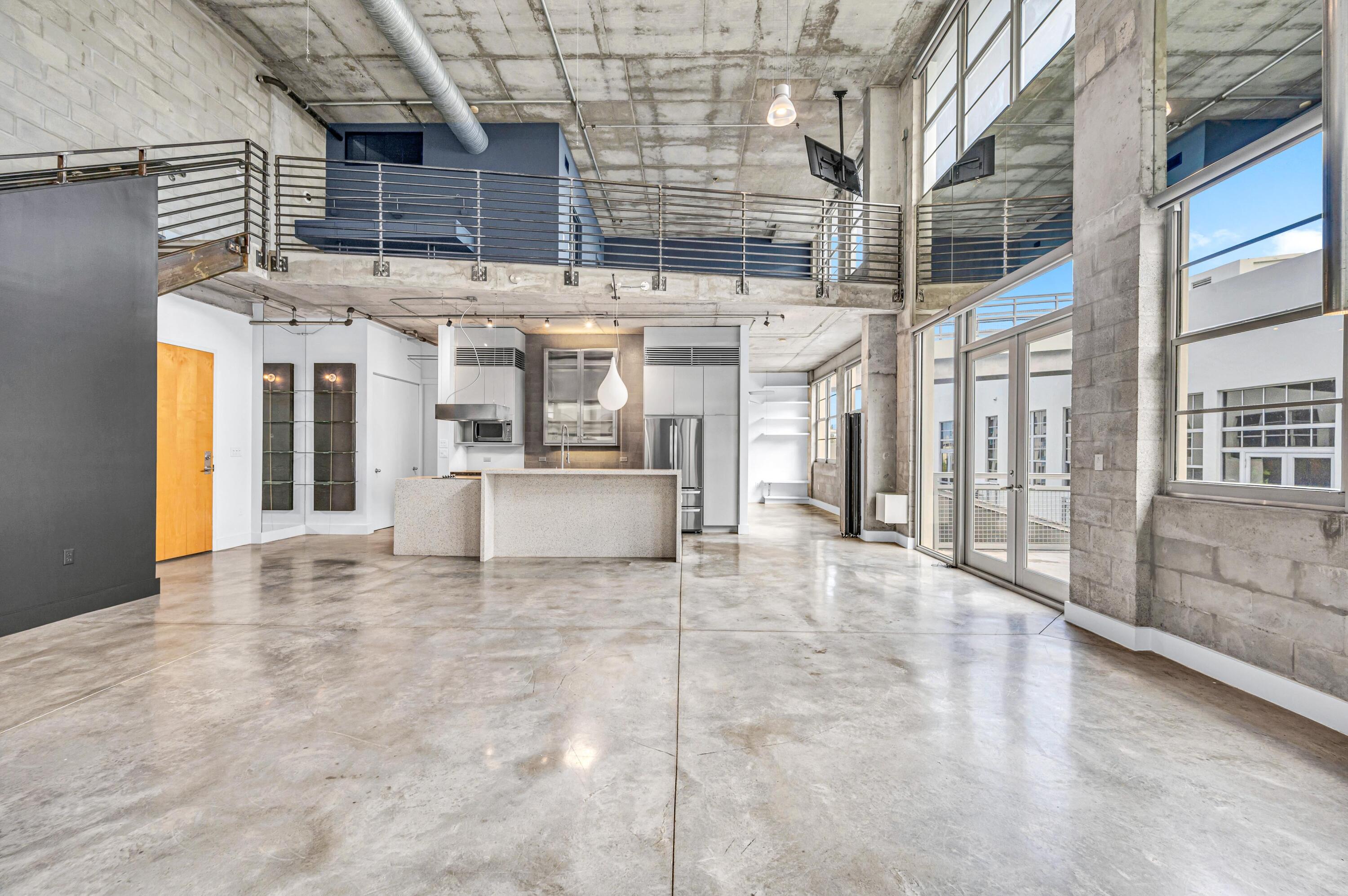 445 N Andrews Avenue 403