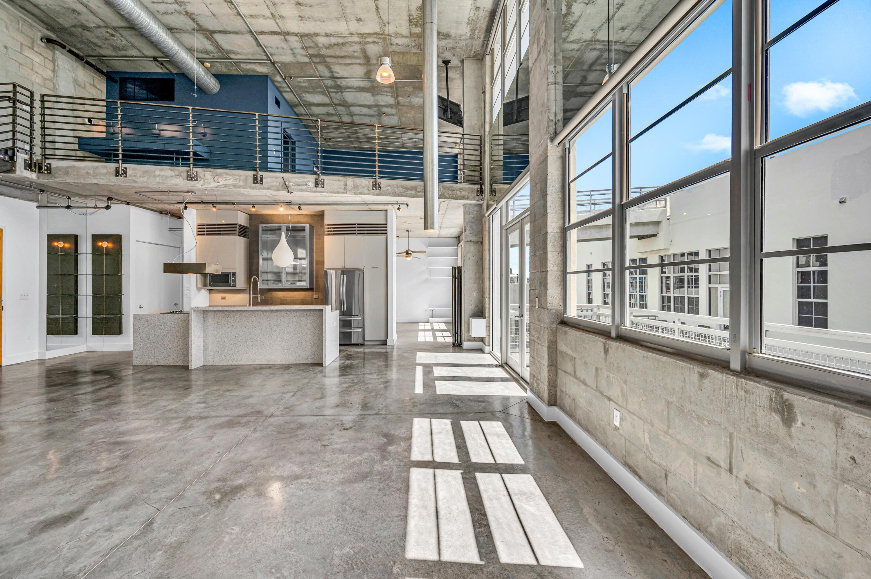 445 N Andrews Avenue 403