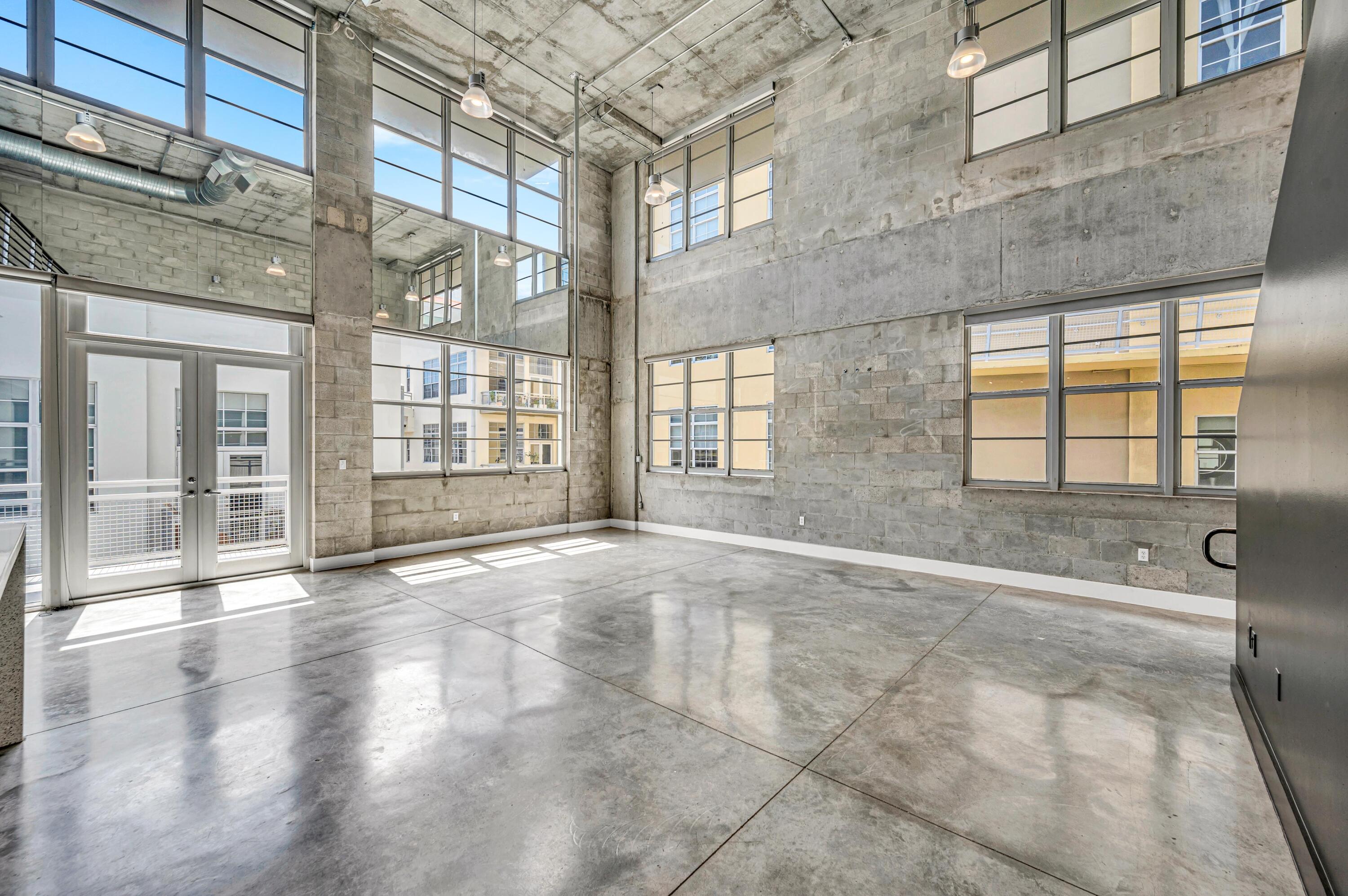 445 N Andrews Avenue 403