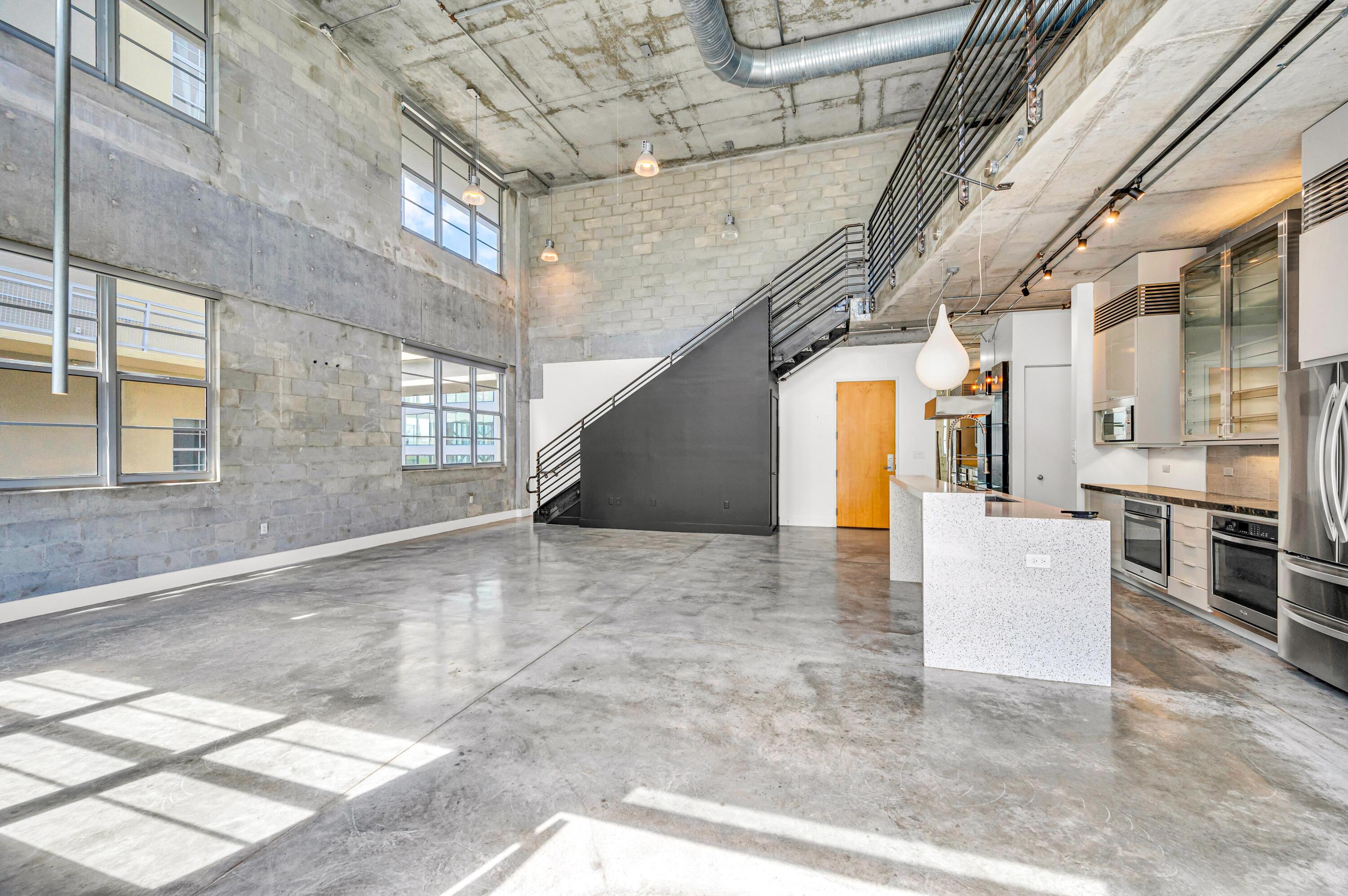 445 N Andrews Avenue 403