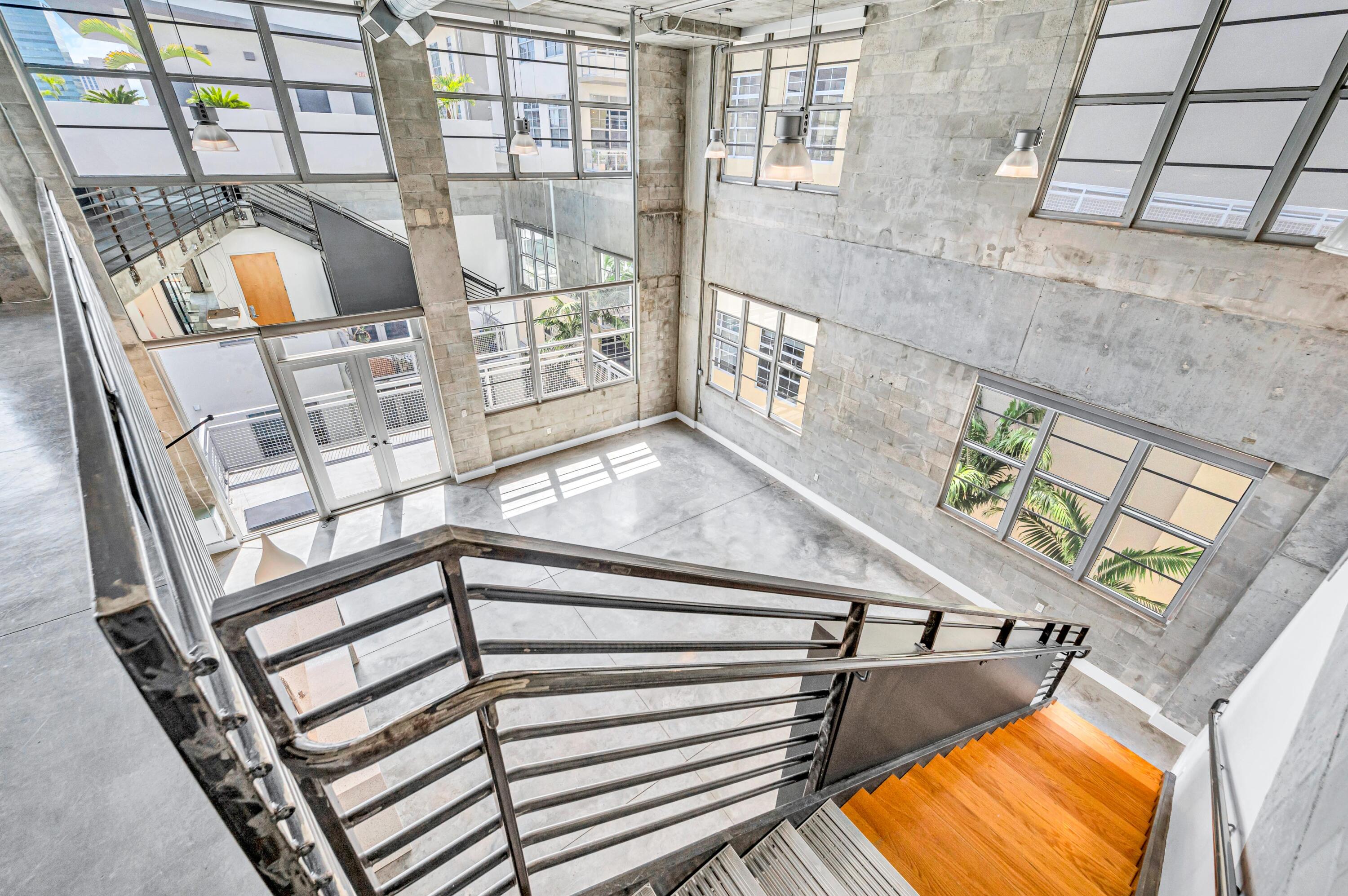 445 N Andrews Avenue 403