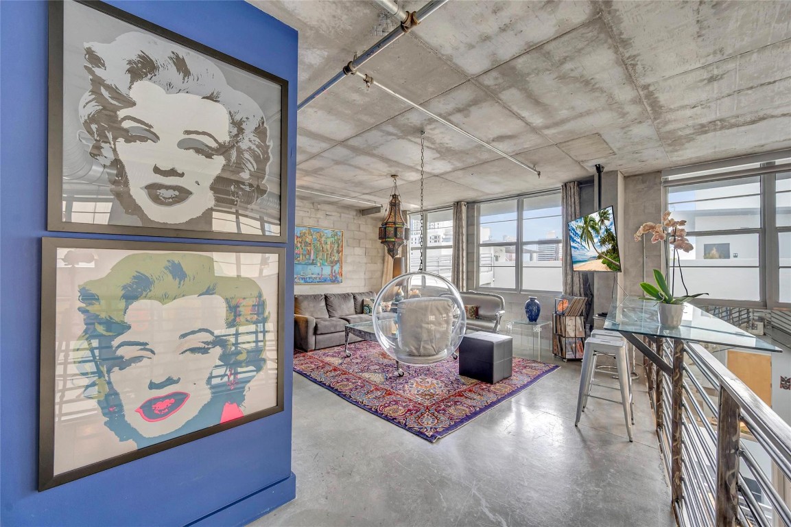 445 N Andrews Avenue 403