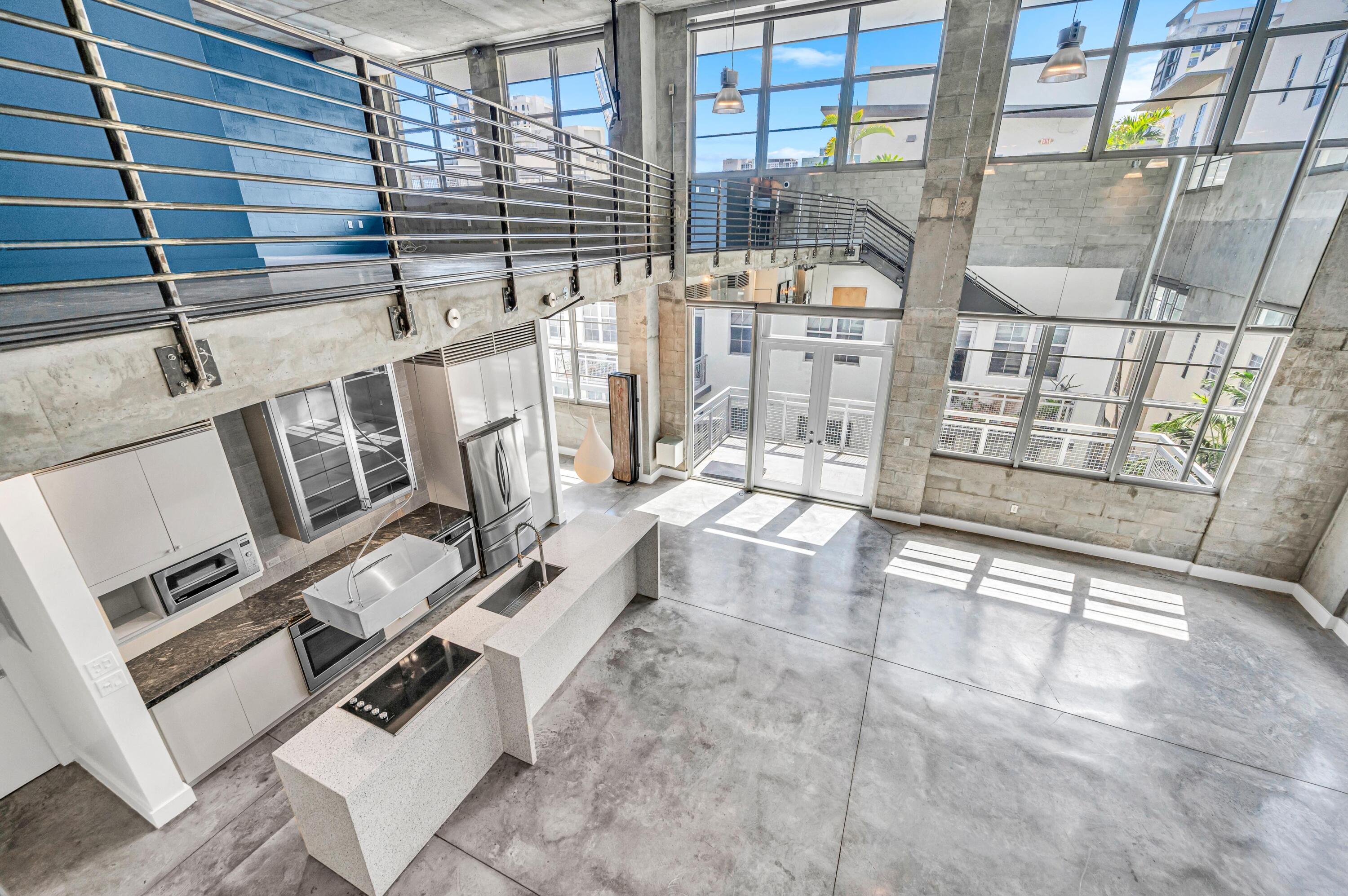 445 N Andrews Avenue 403