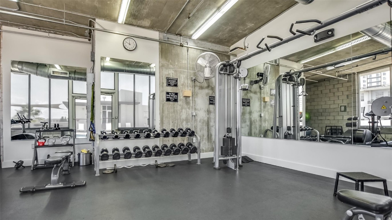 445 N Andrews Avenue 403