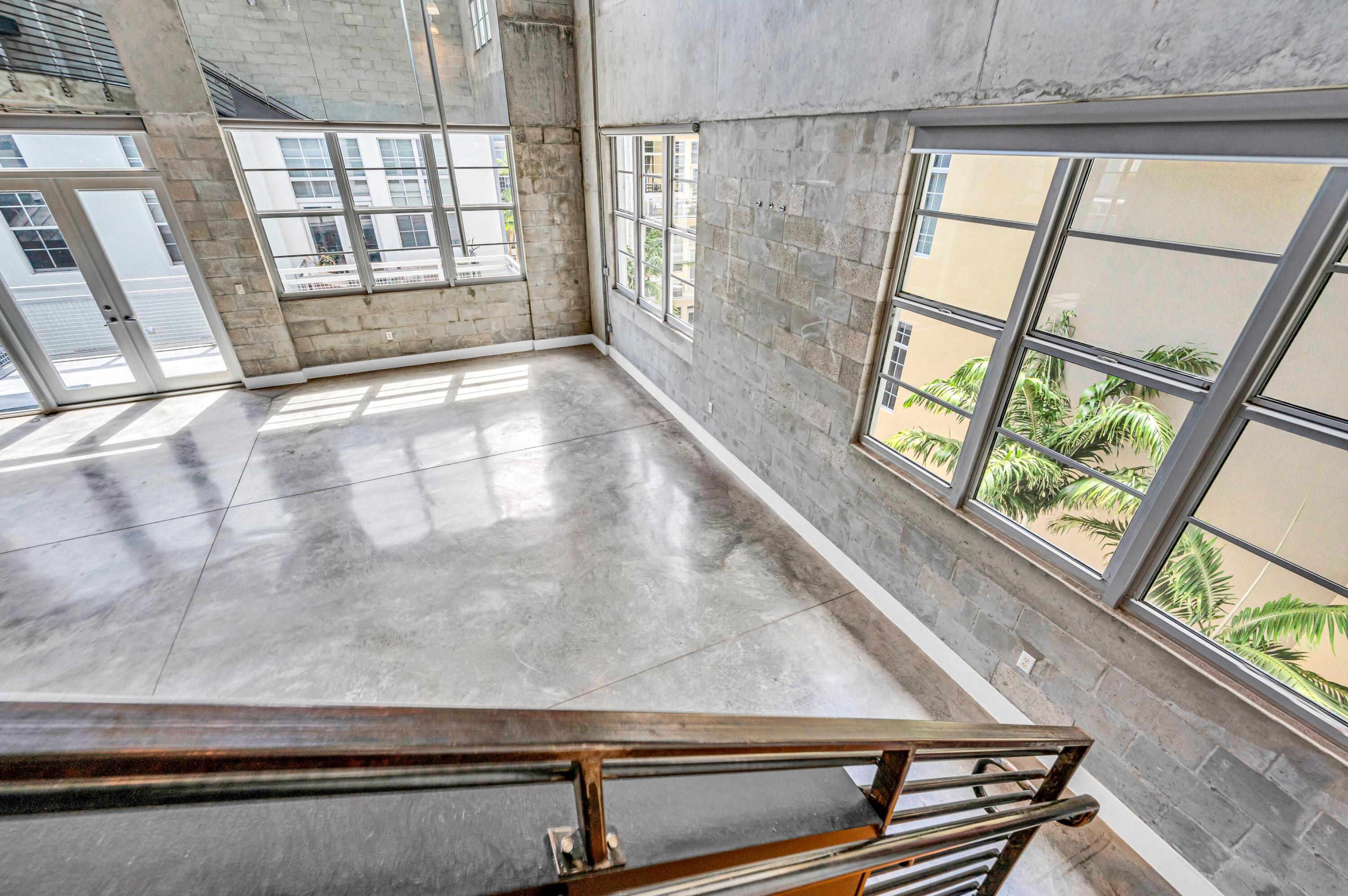 445 N Andrews Avenue 403