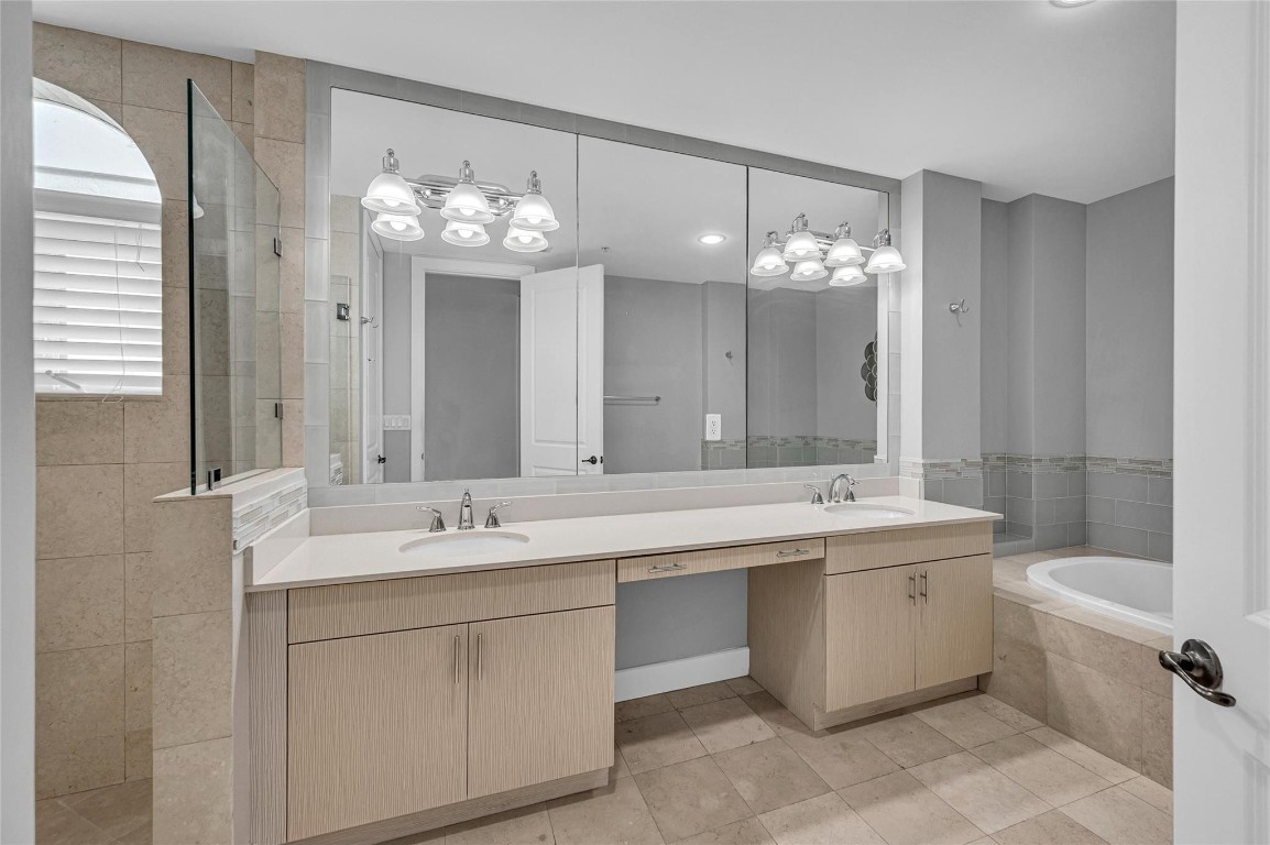 61 Isle Of Venice Drive