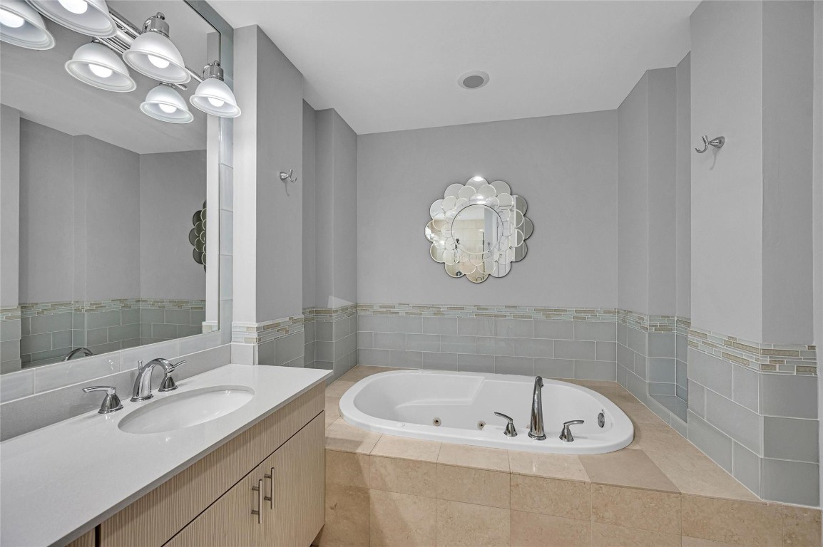 61 Isle Of Venice Drive