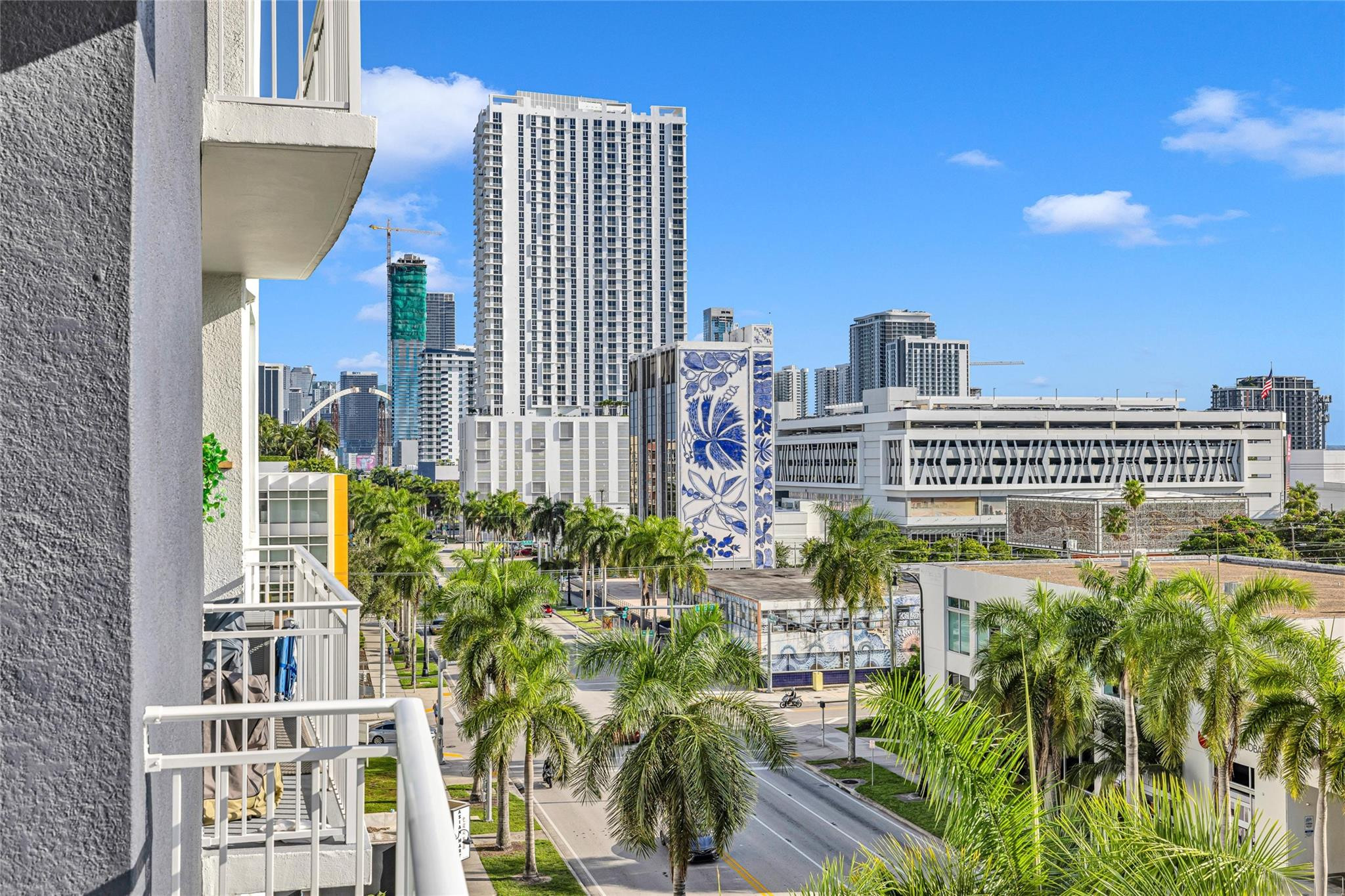 2275 Biscayne Boulevard 601