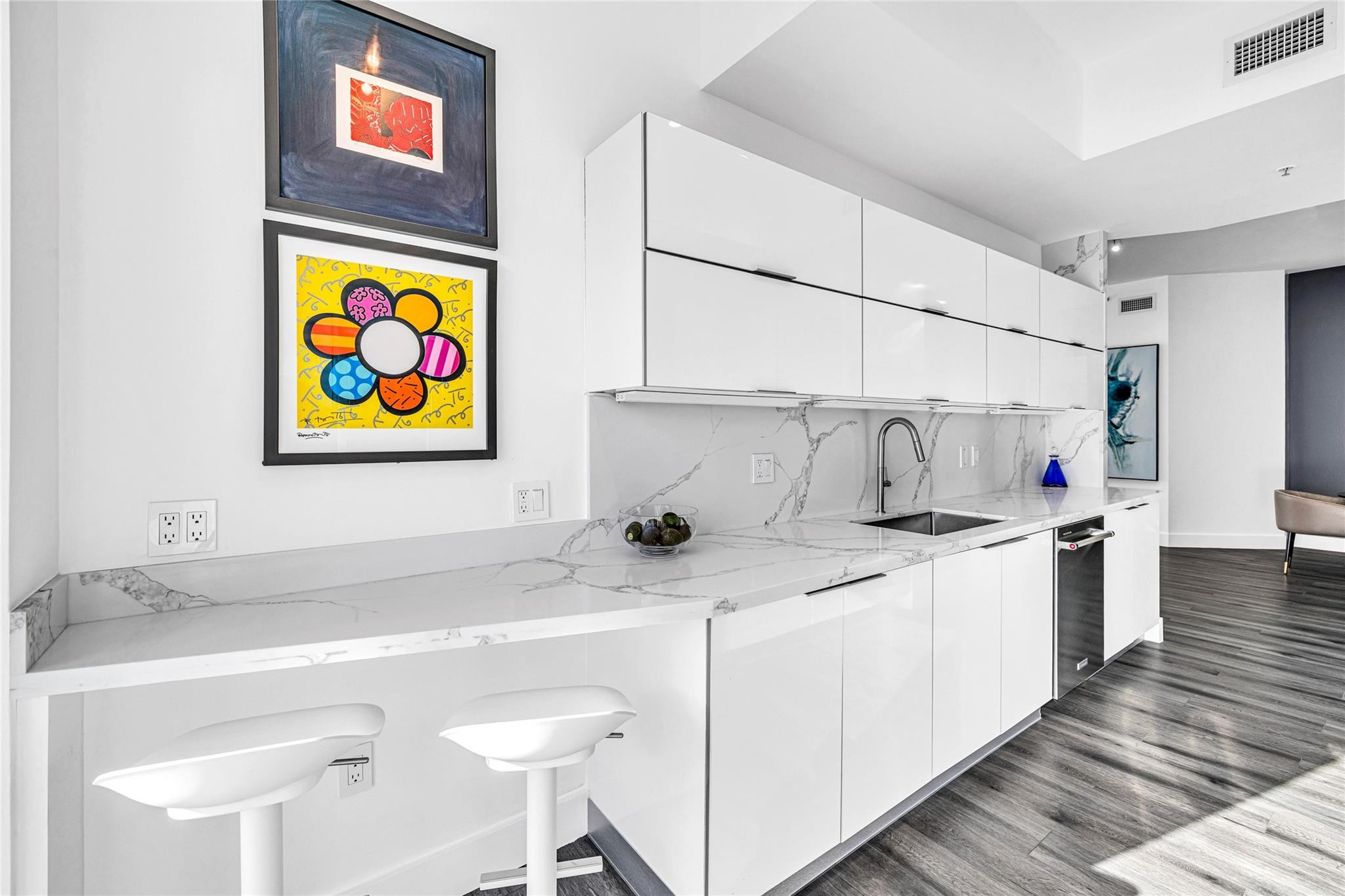 2275 Biscayne Boulevard 601