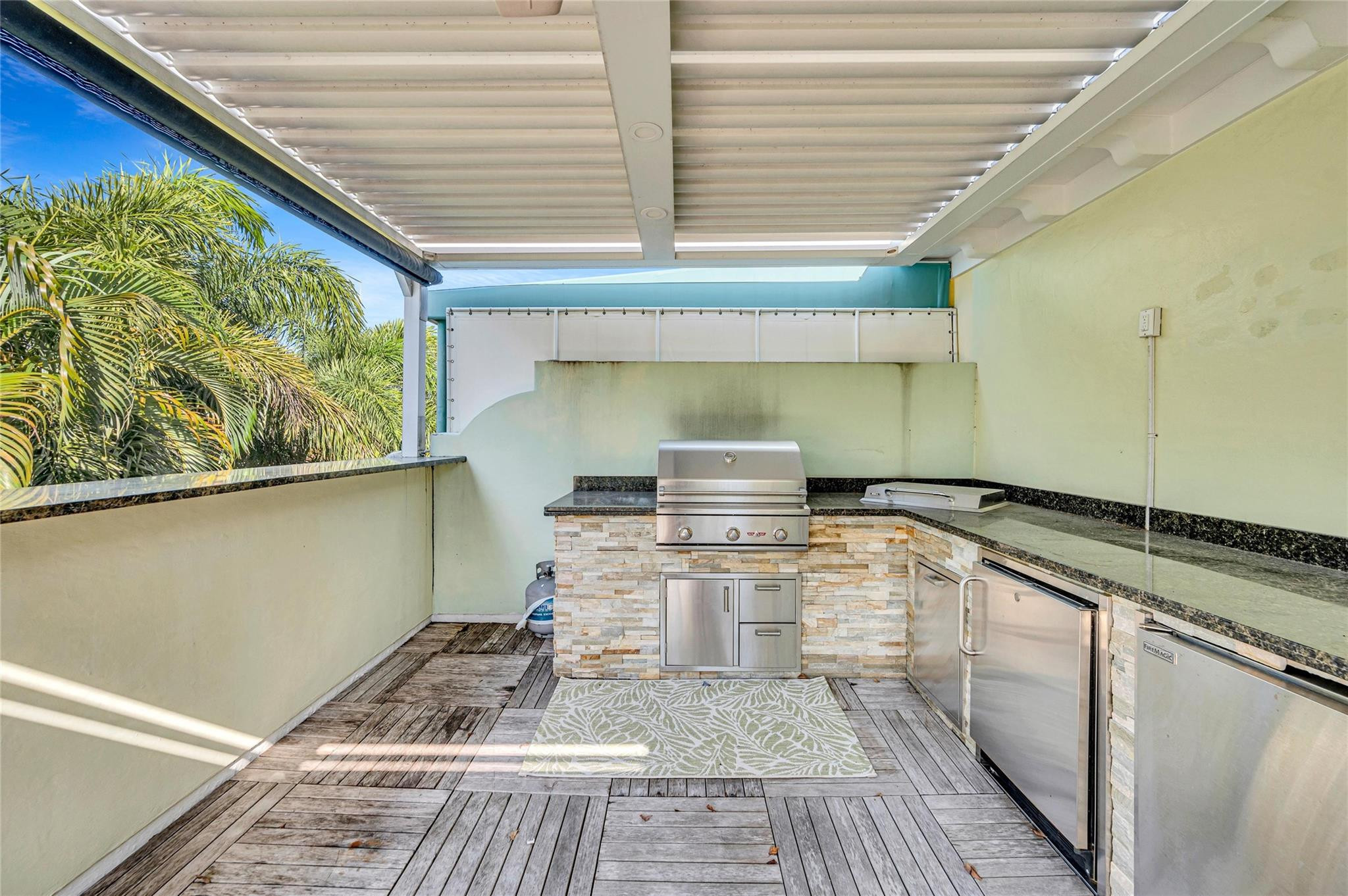 1617 NE 2nd Court NONE