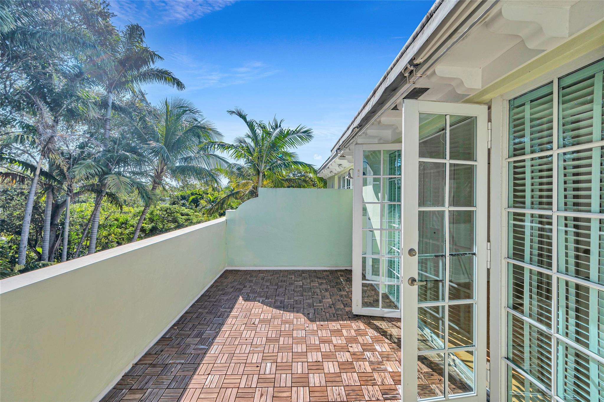 1617 NE 2nd Court NONE