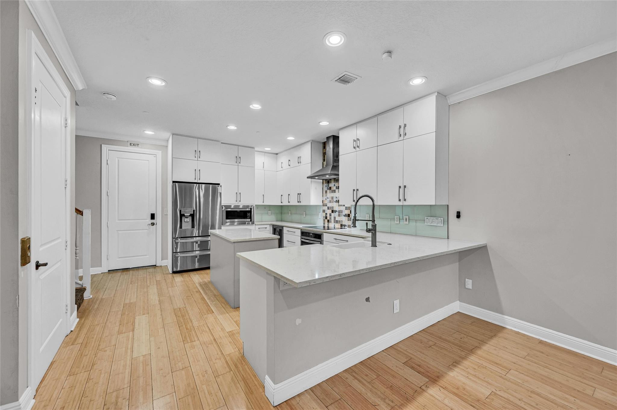 1617 NE 2nd Court NONE